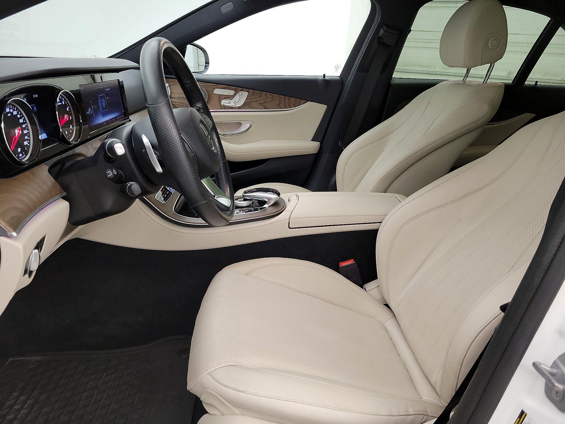 Thumbnail: 2018 Mercedes-Benz E-Class - 11