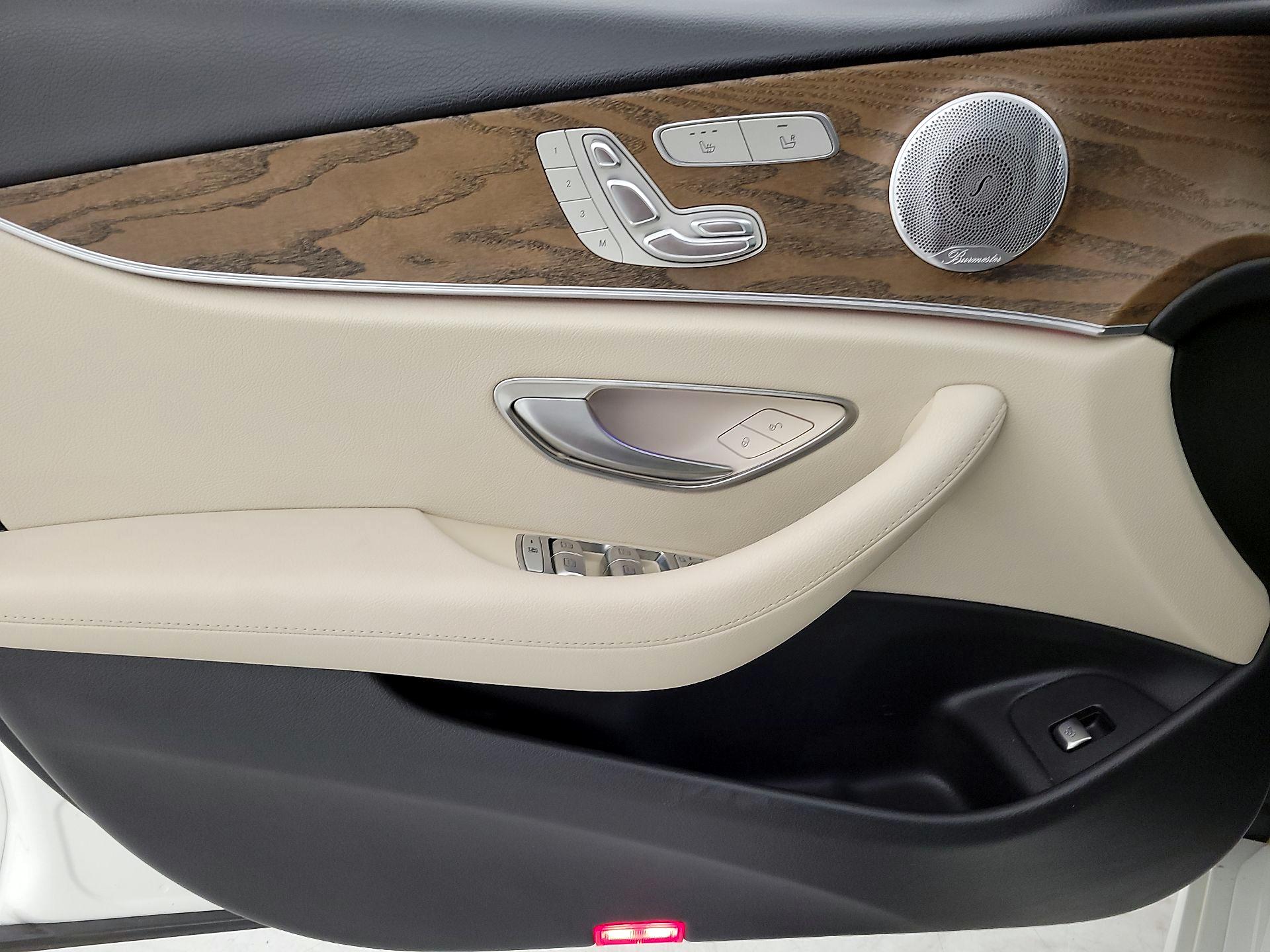 Thumbnail: 2018 Mercedes-Benz E-Class - 12