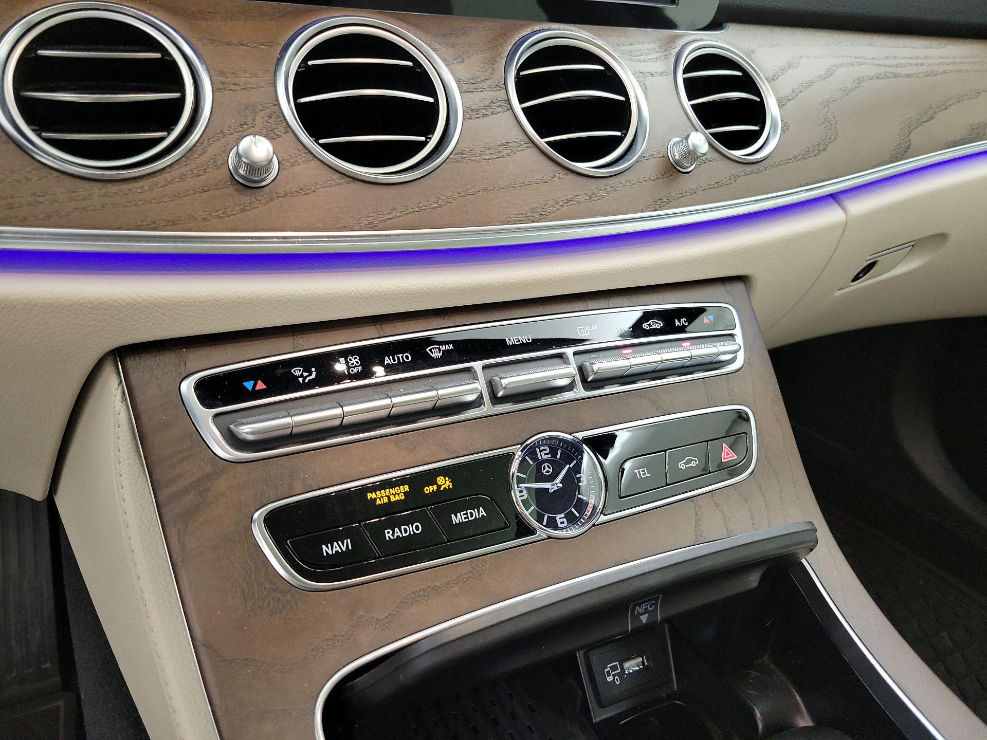 Thumbnail: 2018 Mercedes-Benz E-Class - 16