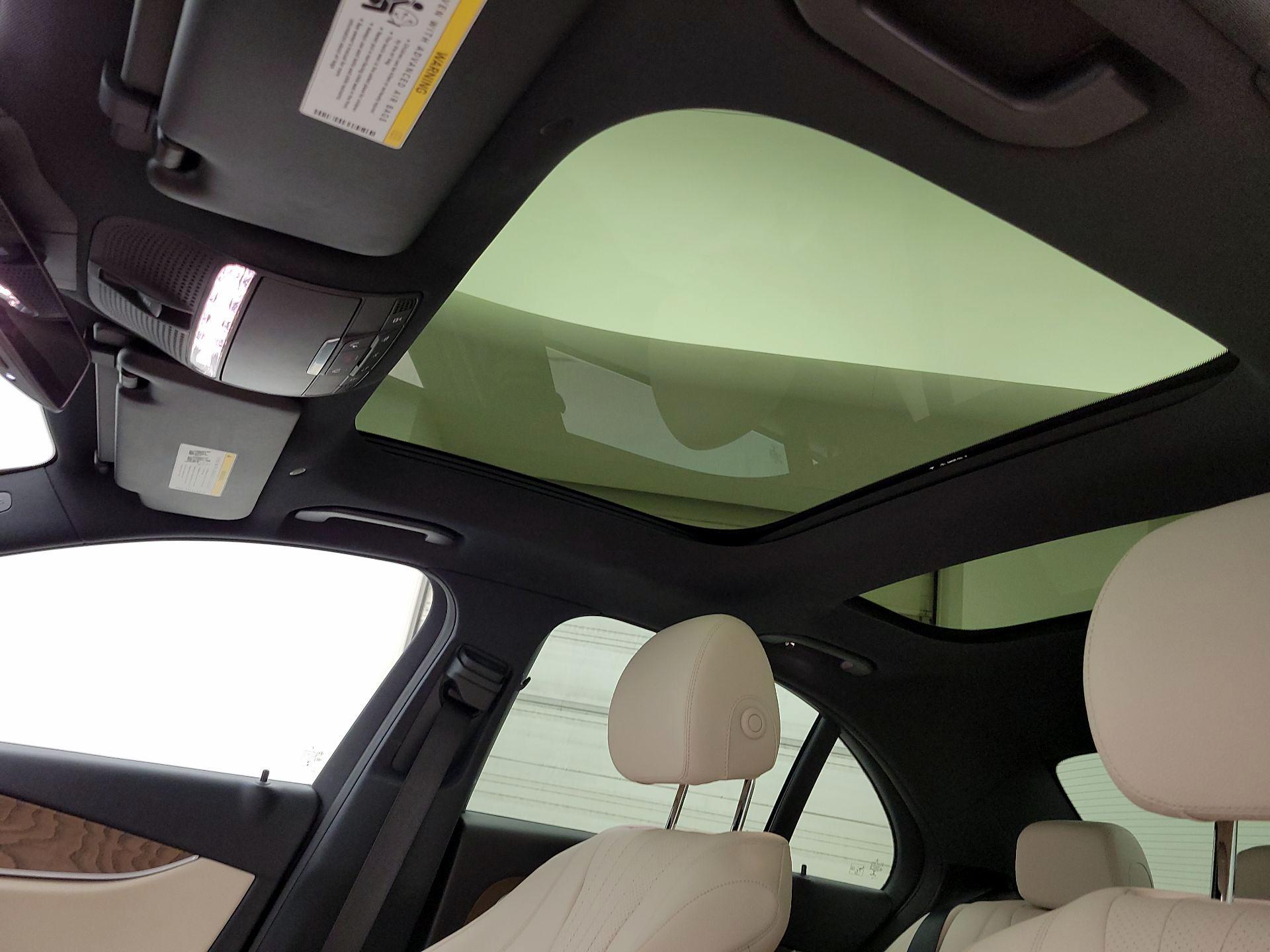 Thumbnail: 2018 Mercedes-Benz E-Class - 18