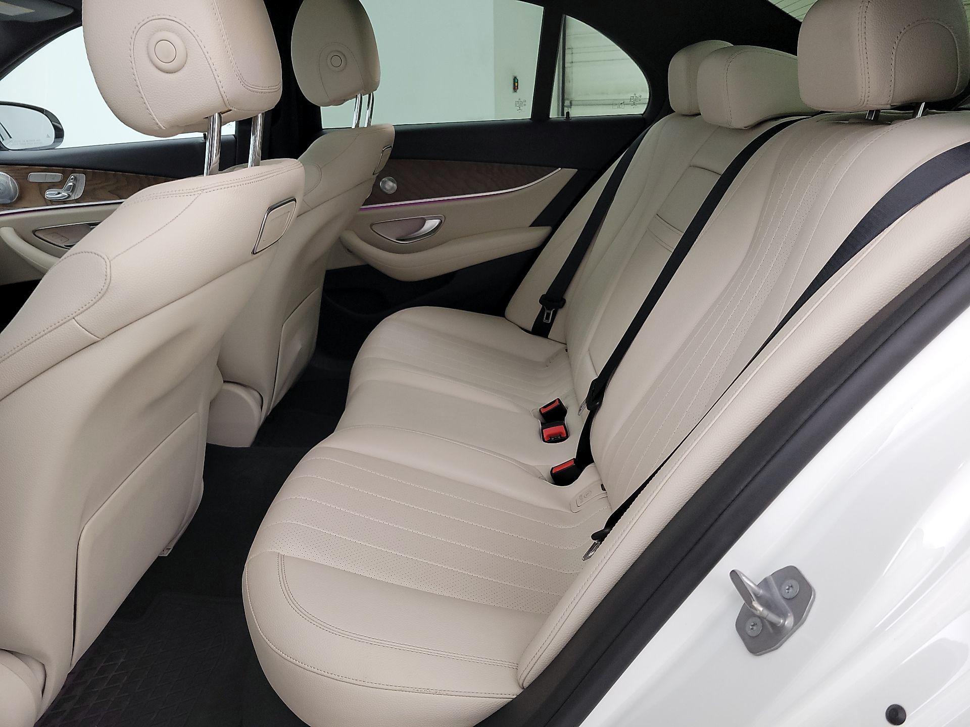 Thumbnail: 2018 Mercedes-Benz E-Class - 19