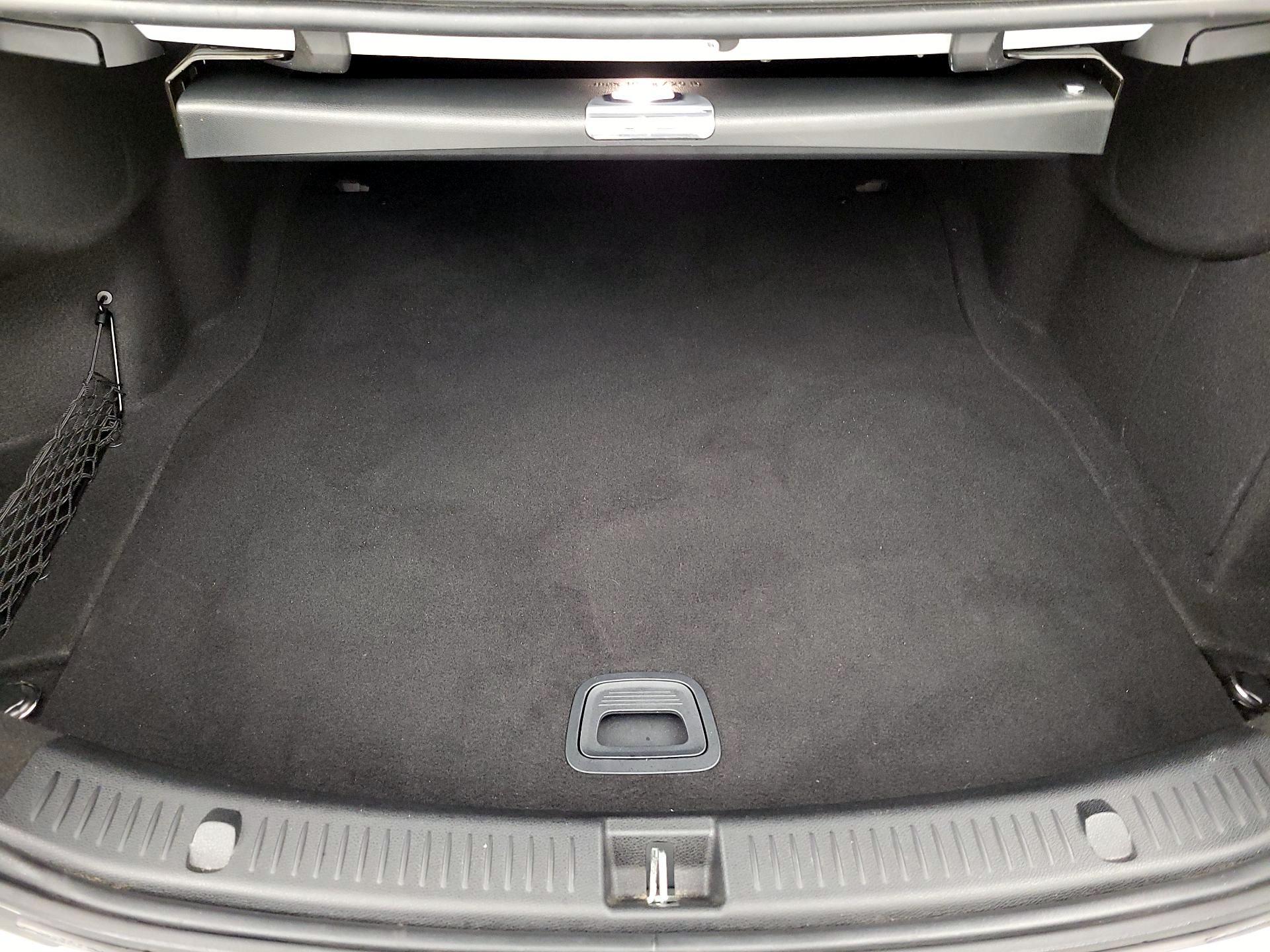 Thumbnail: 2018 Mercedes-Benz E-Class - 20