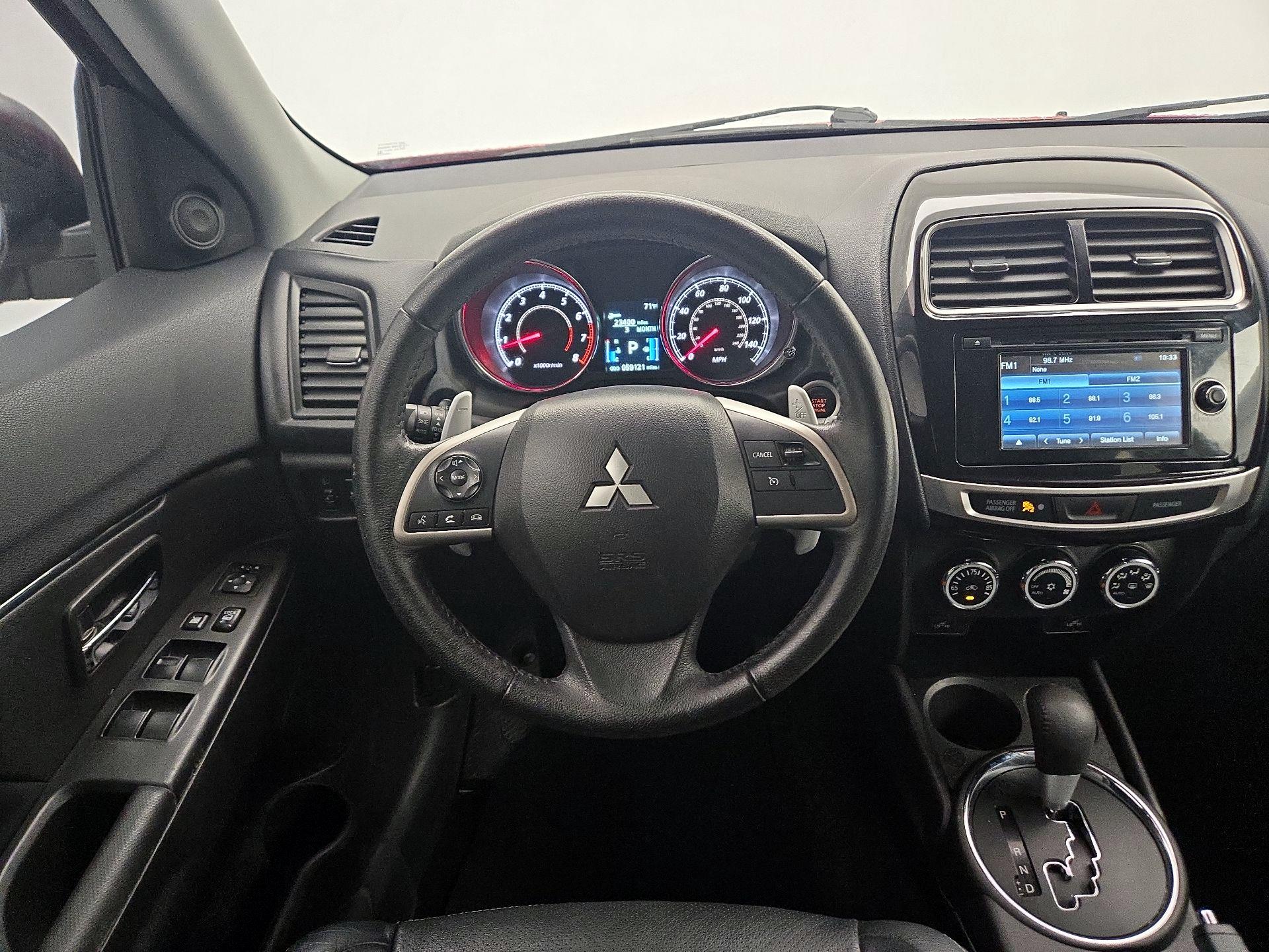 Thumbnail: 2015 Mitsubishi Outlander Sport - 10