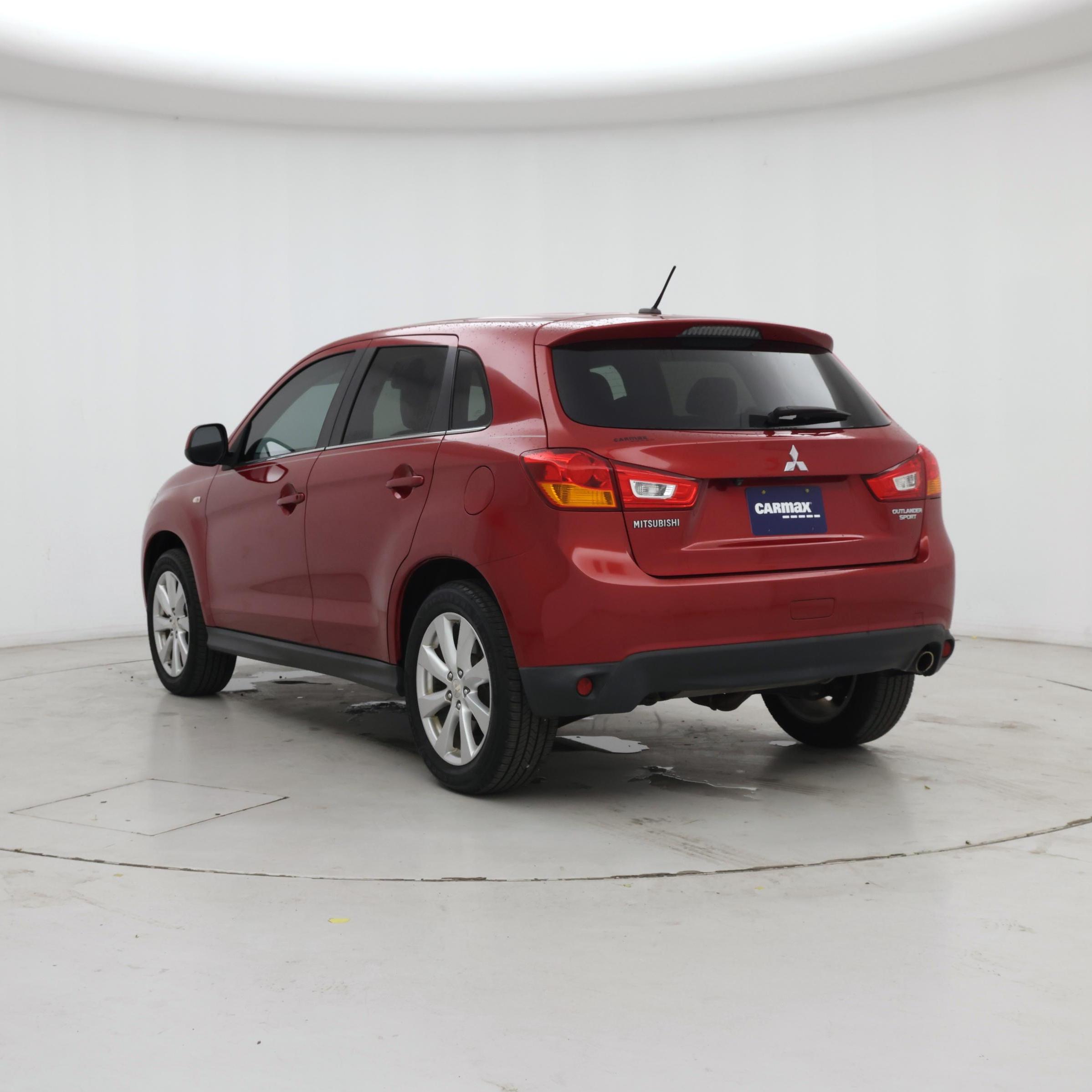 Thumbnail: 2015 Mitsubishi Outlander Sport - 2