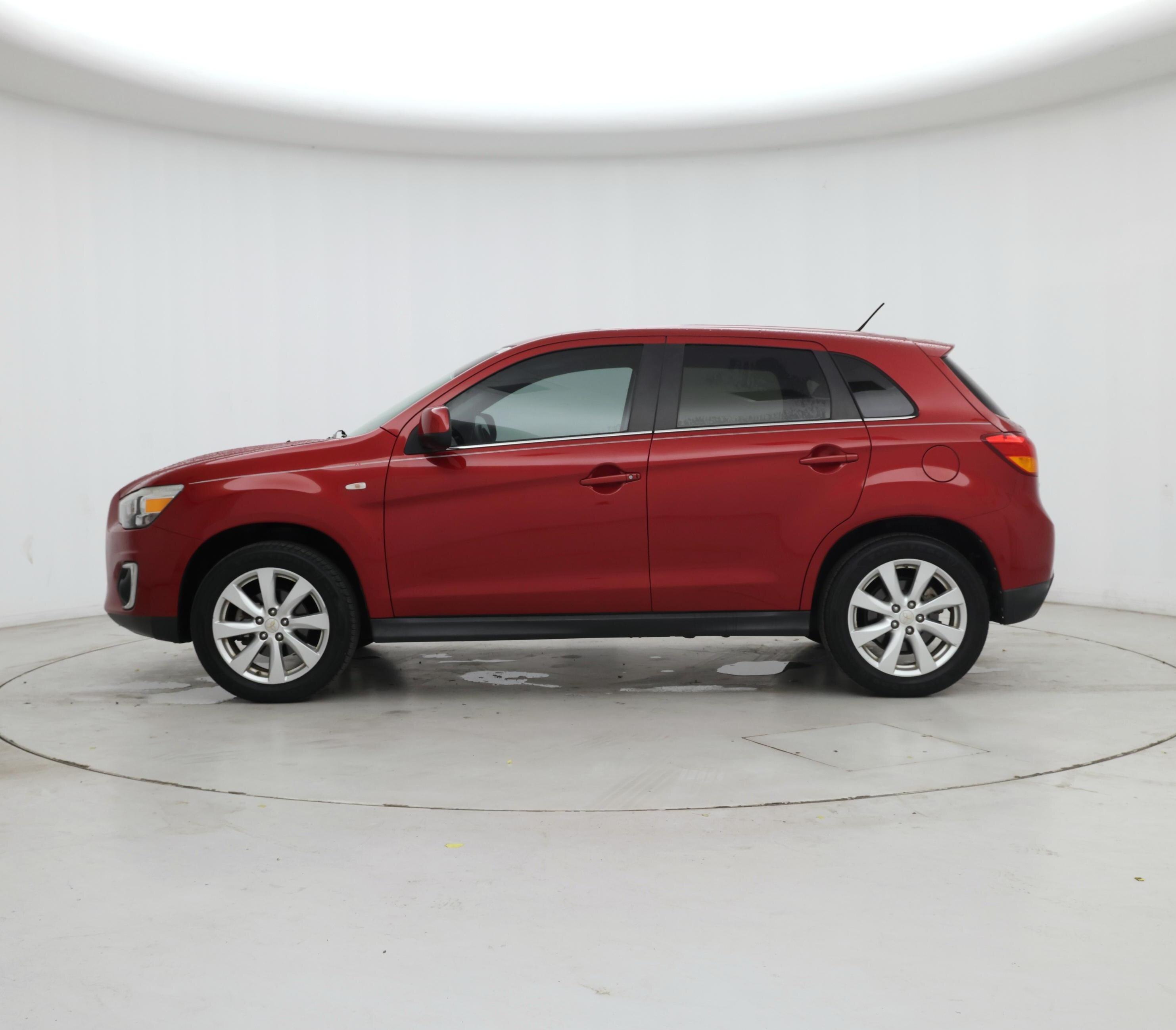Thumbnail: 2015 Mitsubishi Outlander Sport - 3