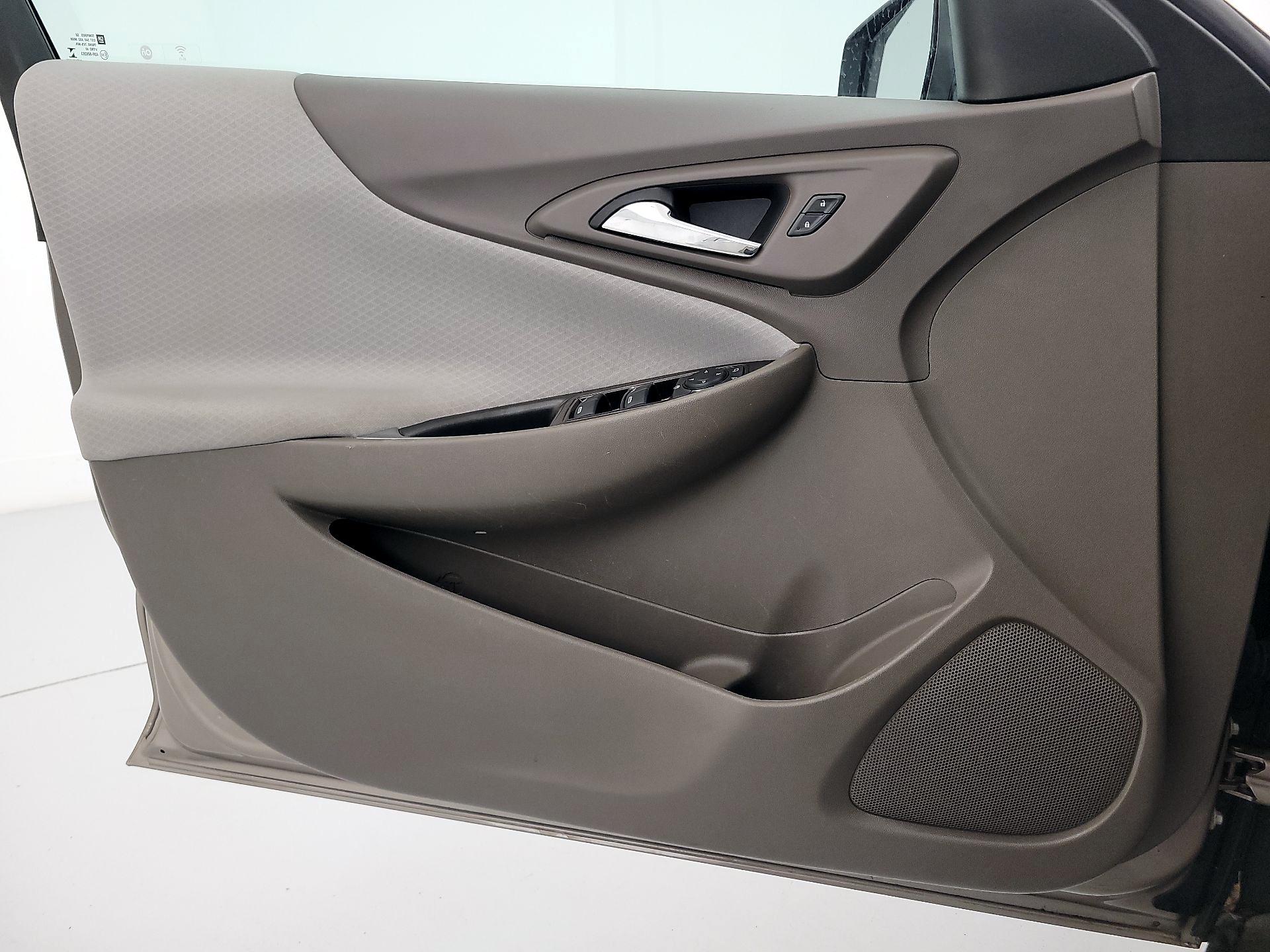 Thumbnail: 2024 Chevrolet Malibu - 12