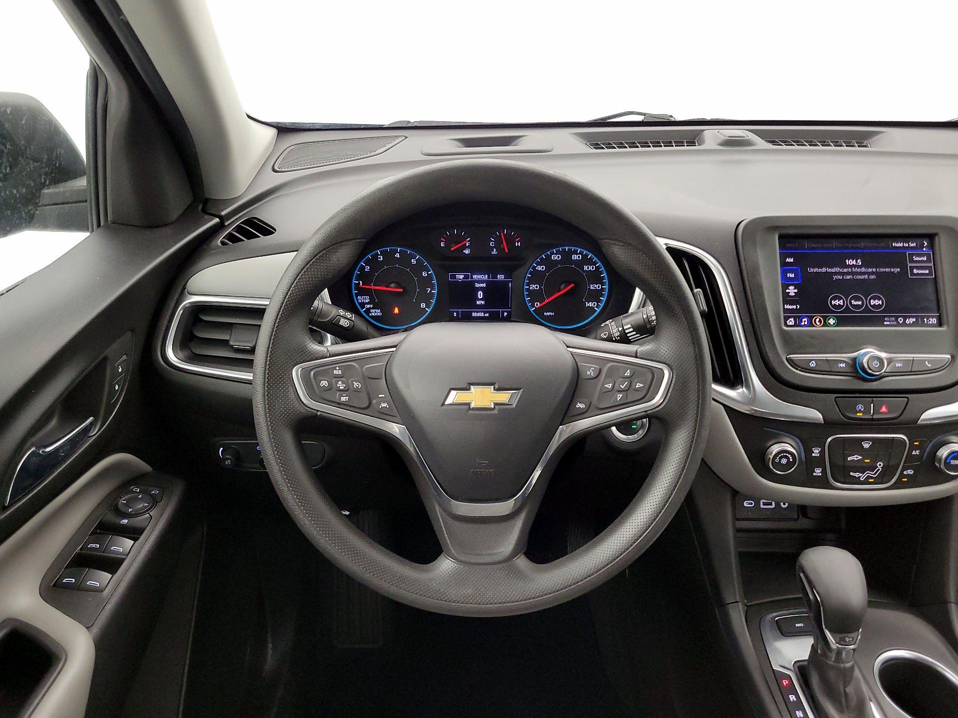 Thumbnail: 2022 Chevrolet Equinox - 10