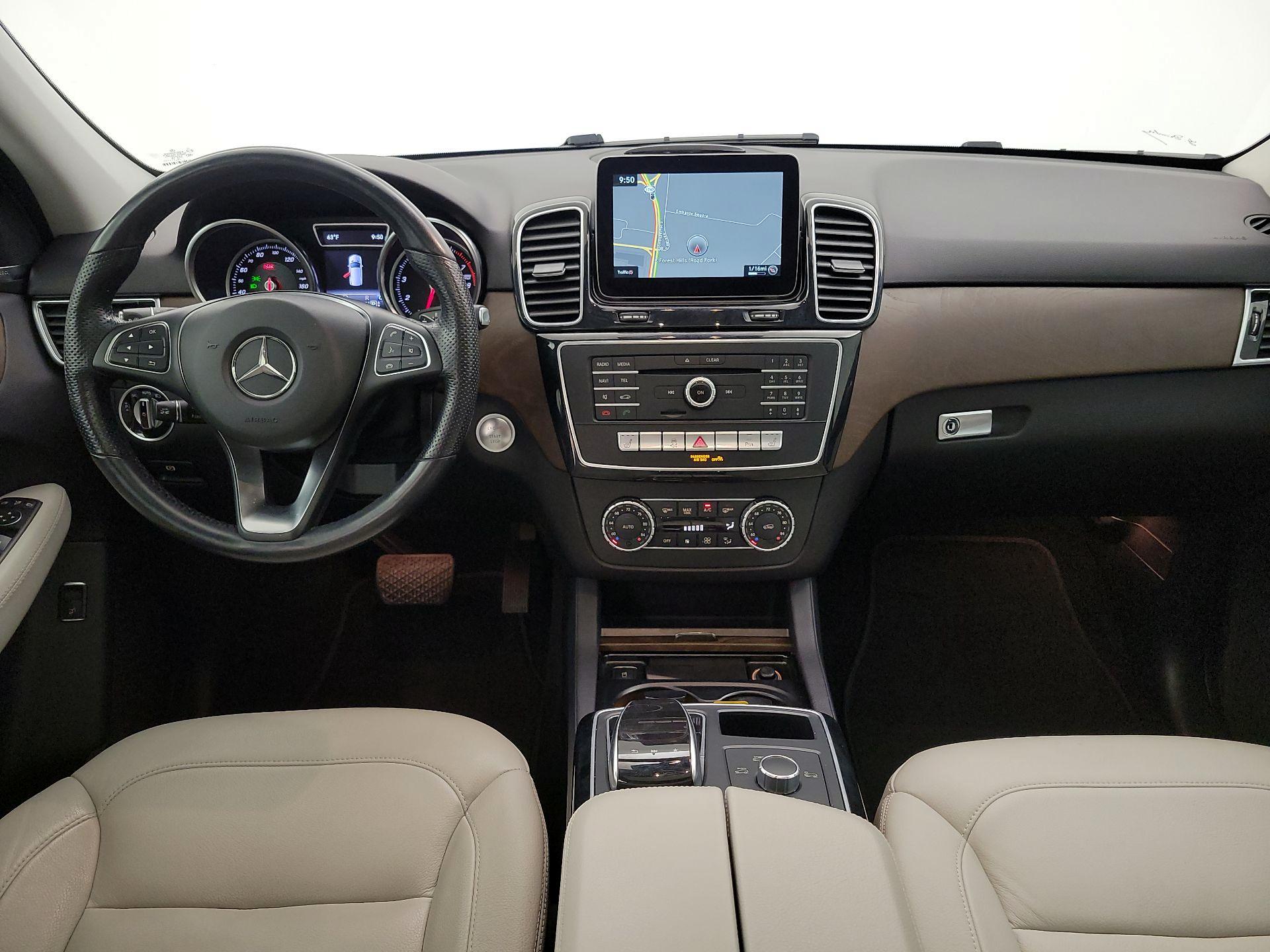 Thumbnail: 2017 Mercedes-Benz GLE - 9
