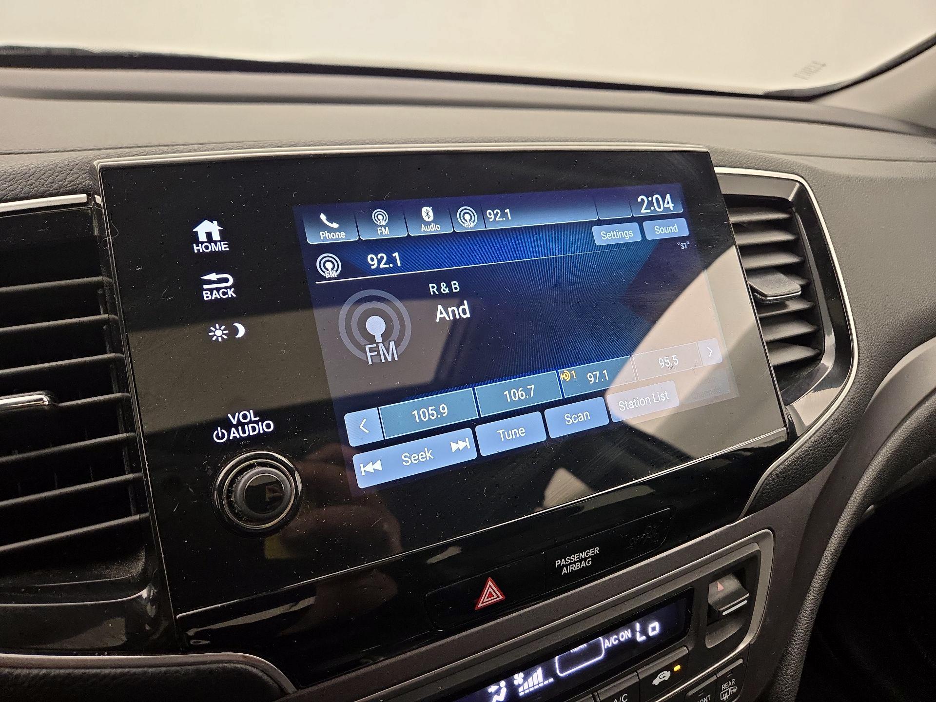 Thumbnail: 2019 Honda Pilot - 15