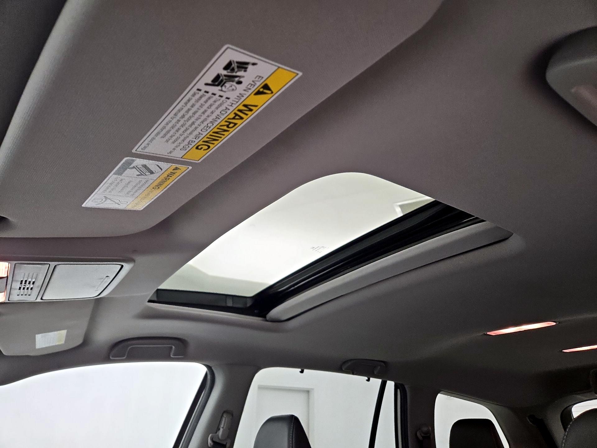 Thumbnail: 2019 Honda Pilot - 19