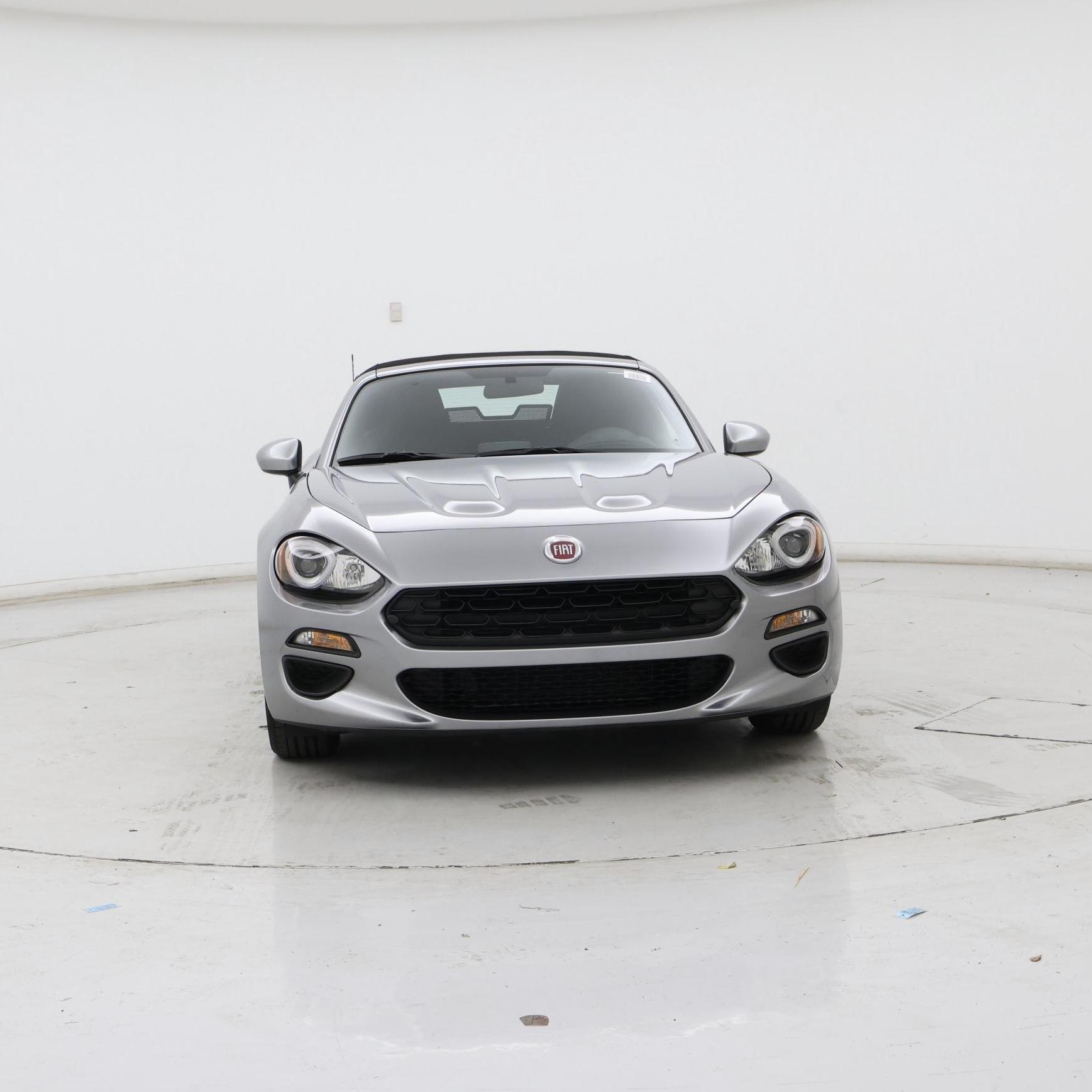 Thumbnail: 2017 Fiat 124 Spider - 5