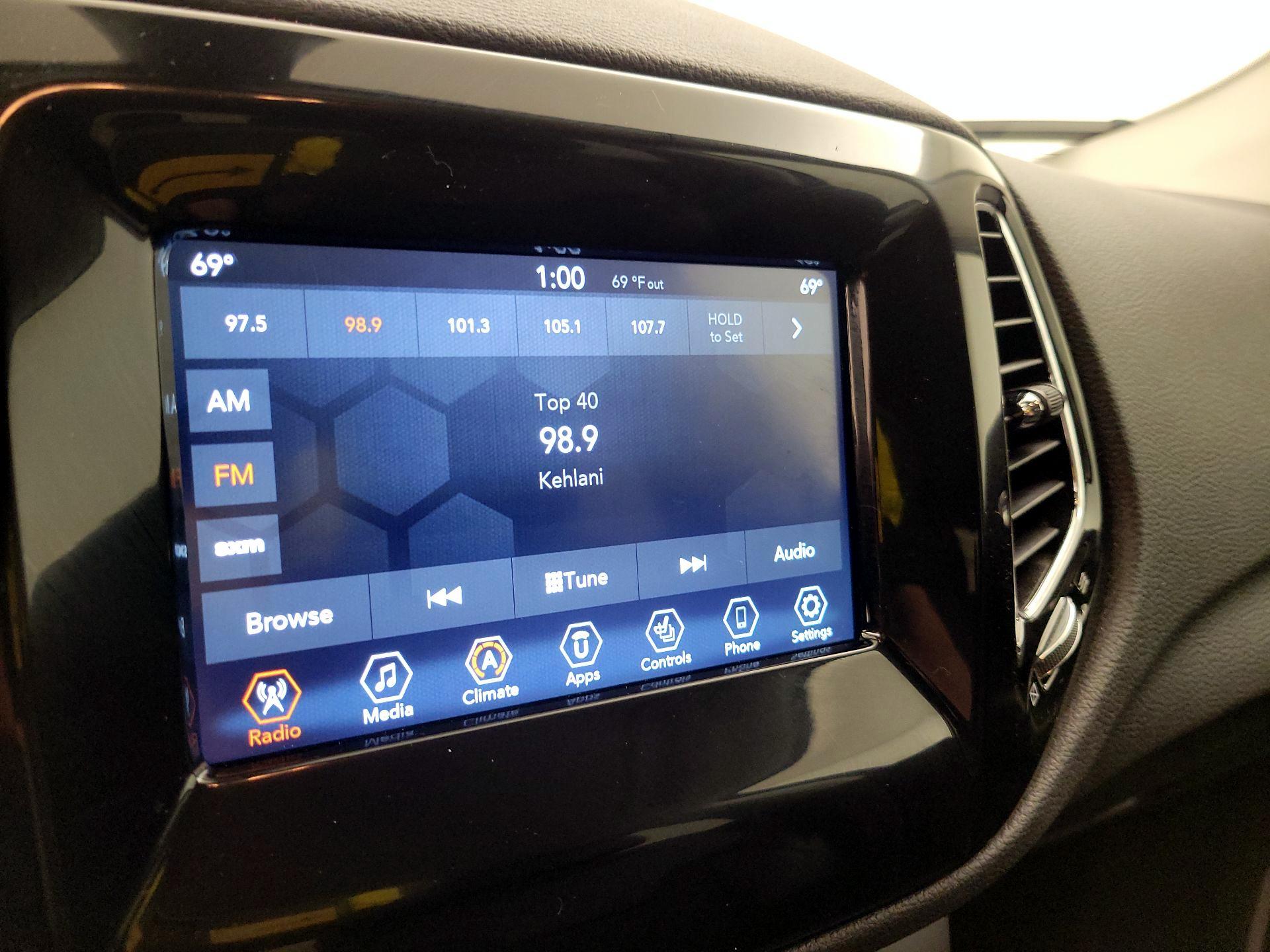 Thumbnail: 2019 Jeep Compass - 15