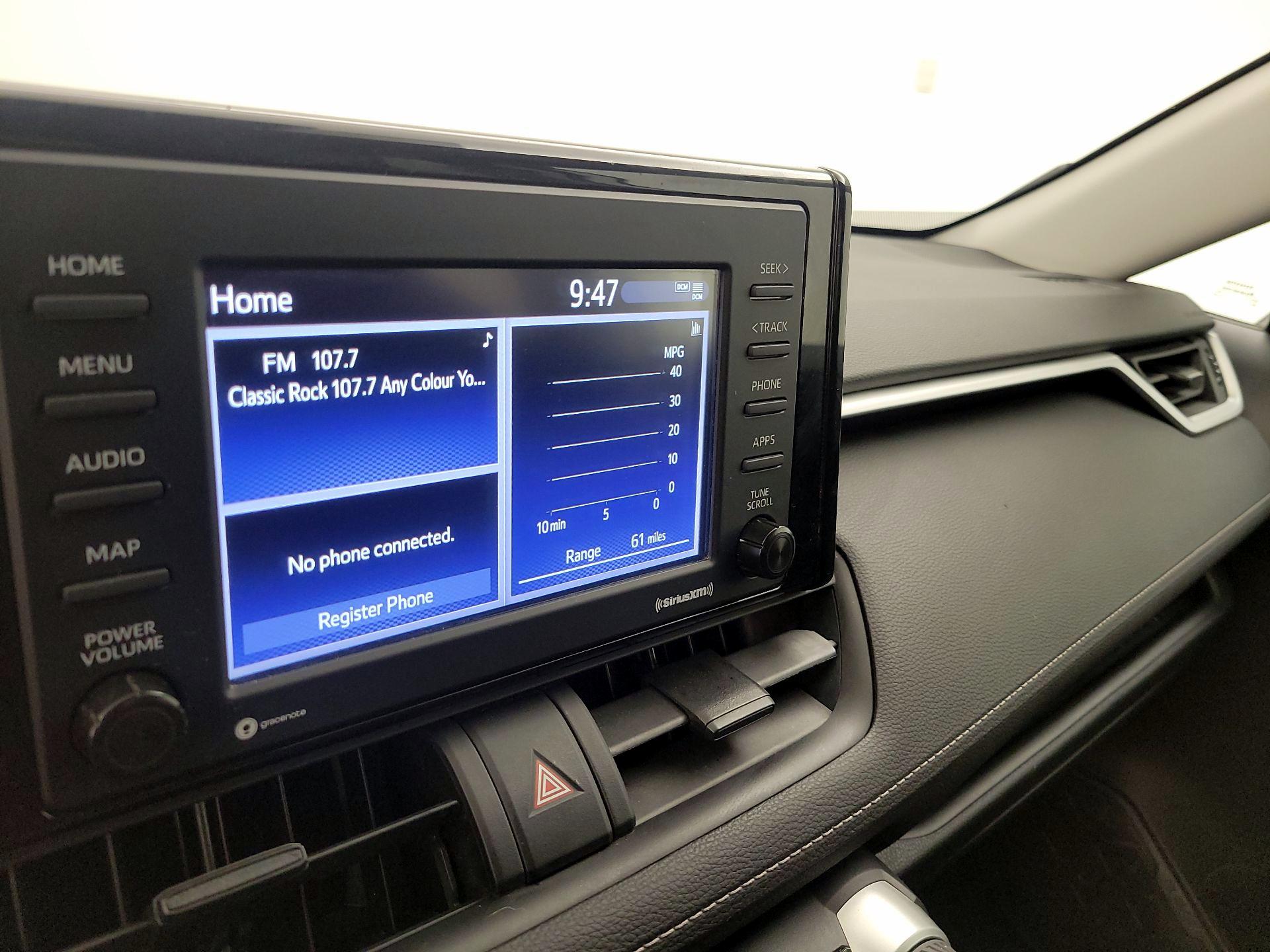 Thumbnail: 2021 Toyota RAV4 - 15