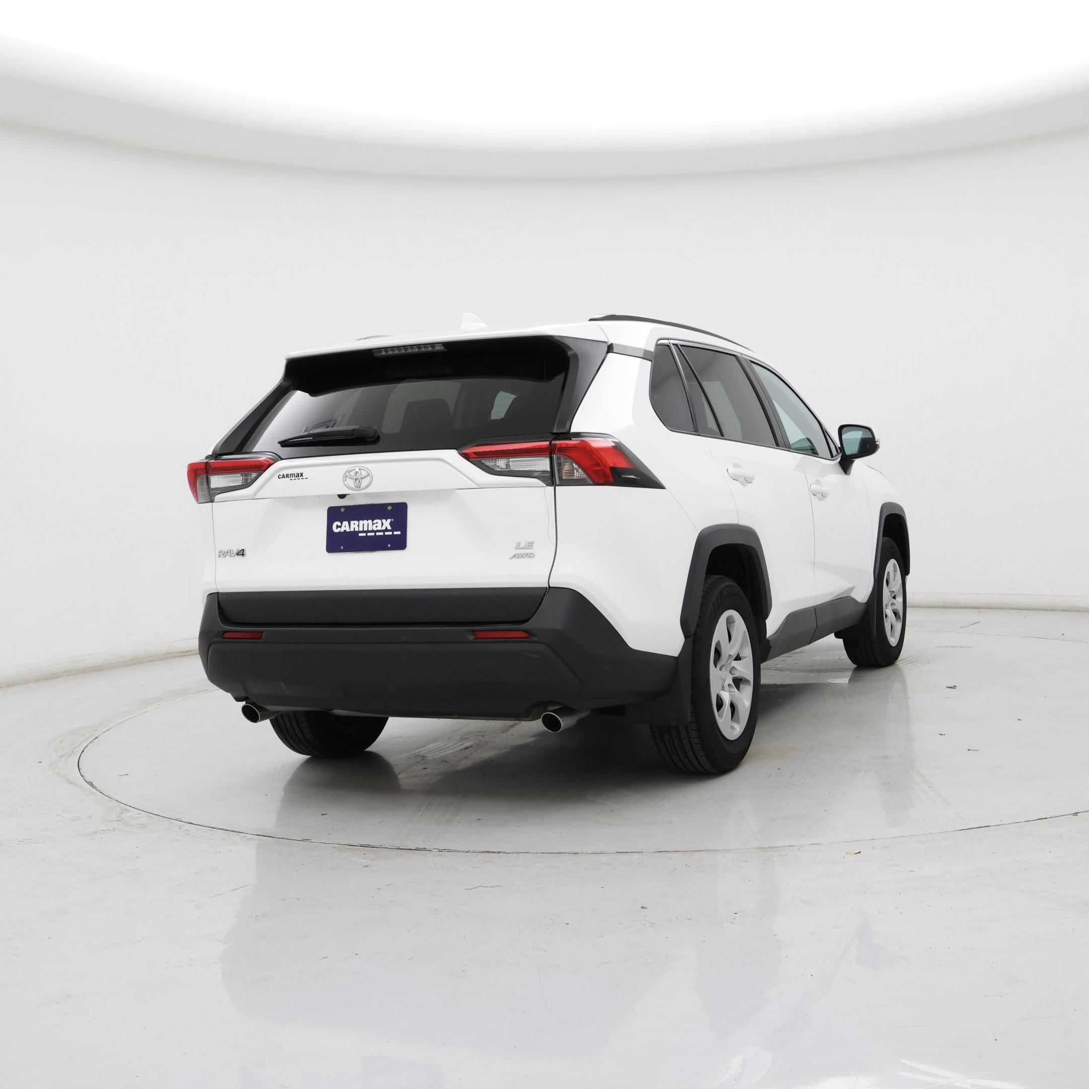 Thumbnail: 2021 Toyota RAV4 - 8