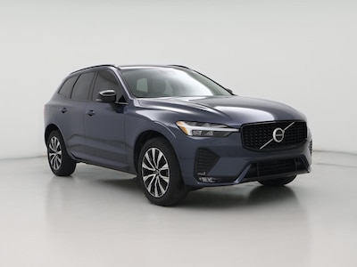2024 Volvo XC60 B5 Core Dark Theme