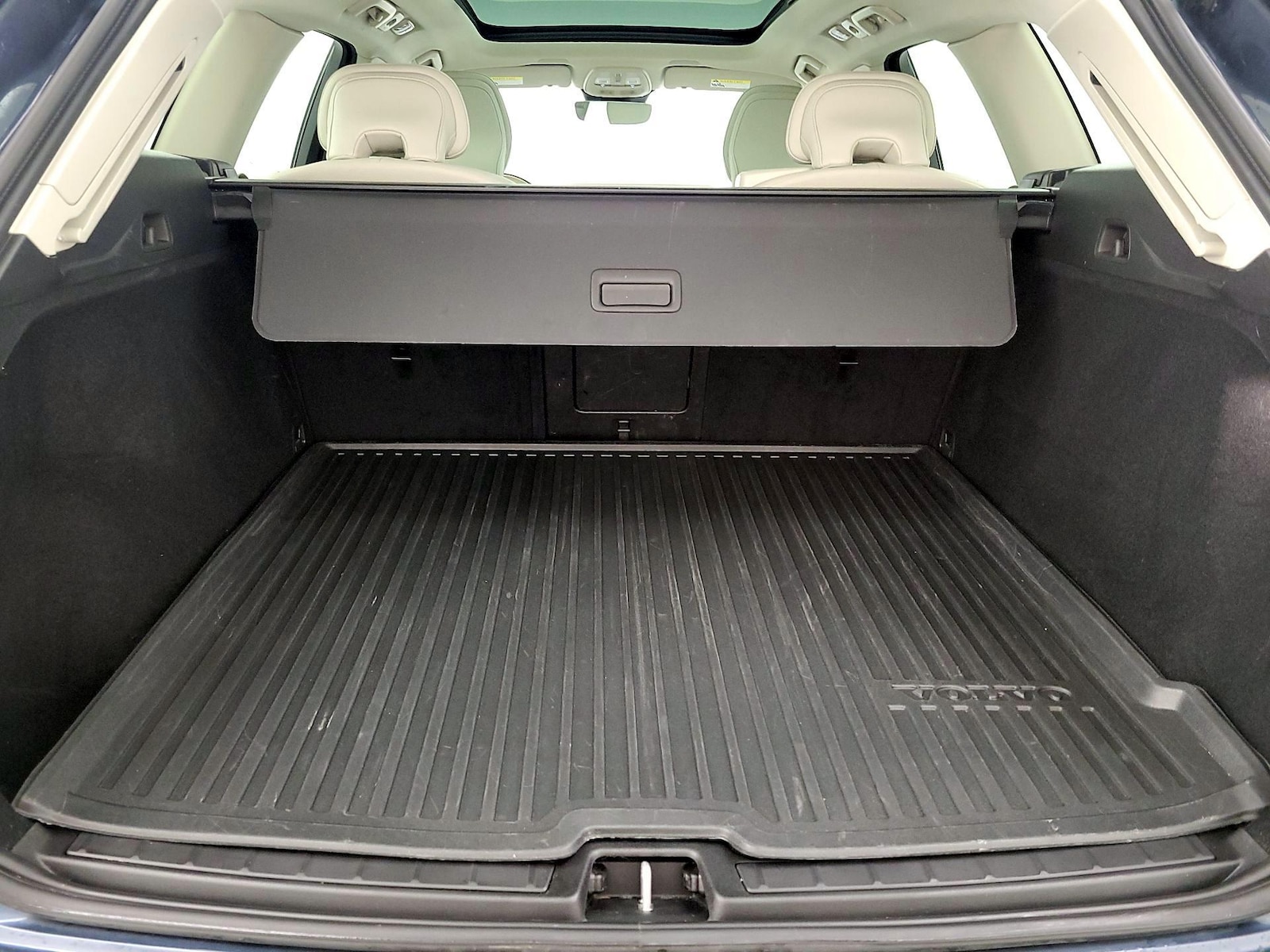 2024 Volvo XC60 Core - Photo 21