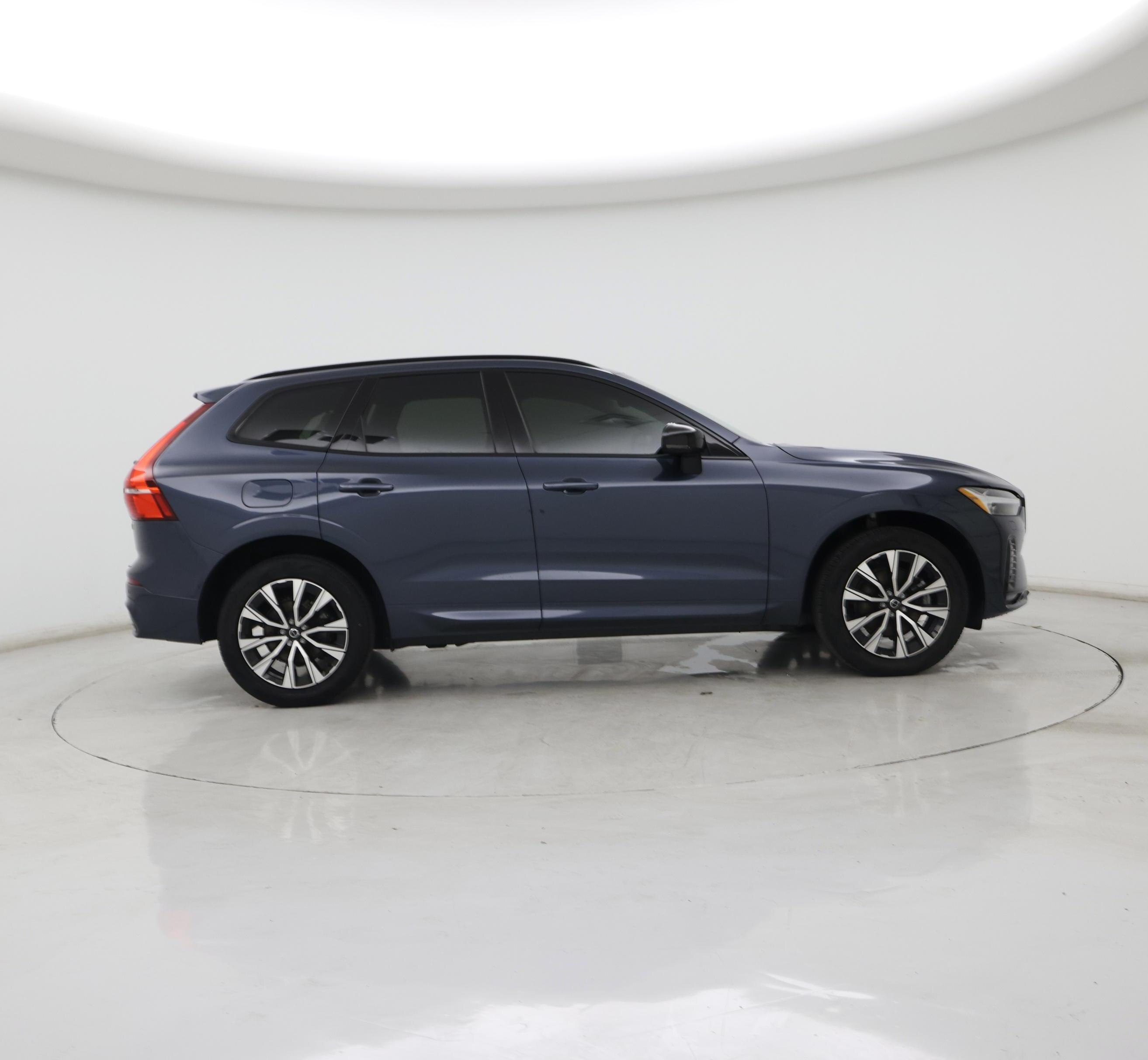Thumbnail: 2024 Volvo XC60 - 7