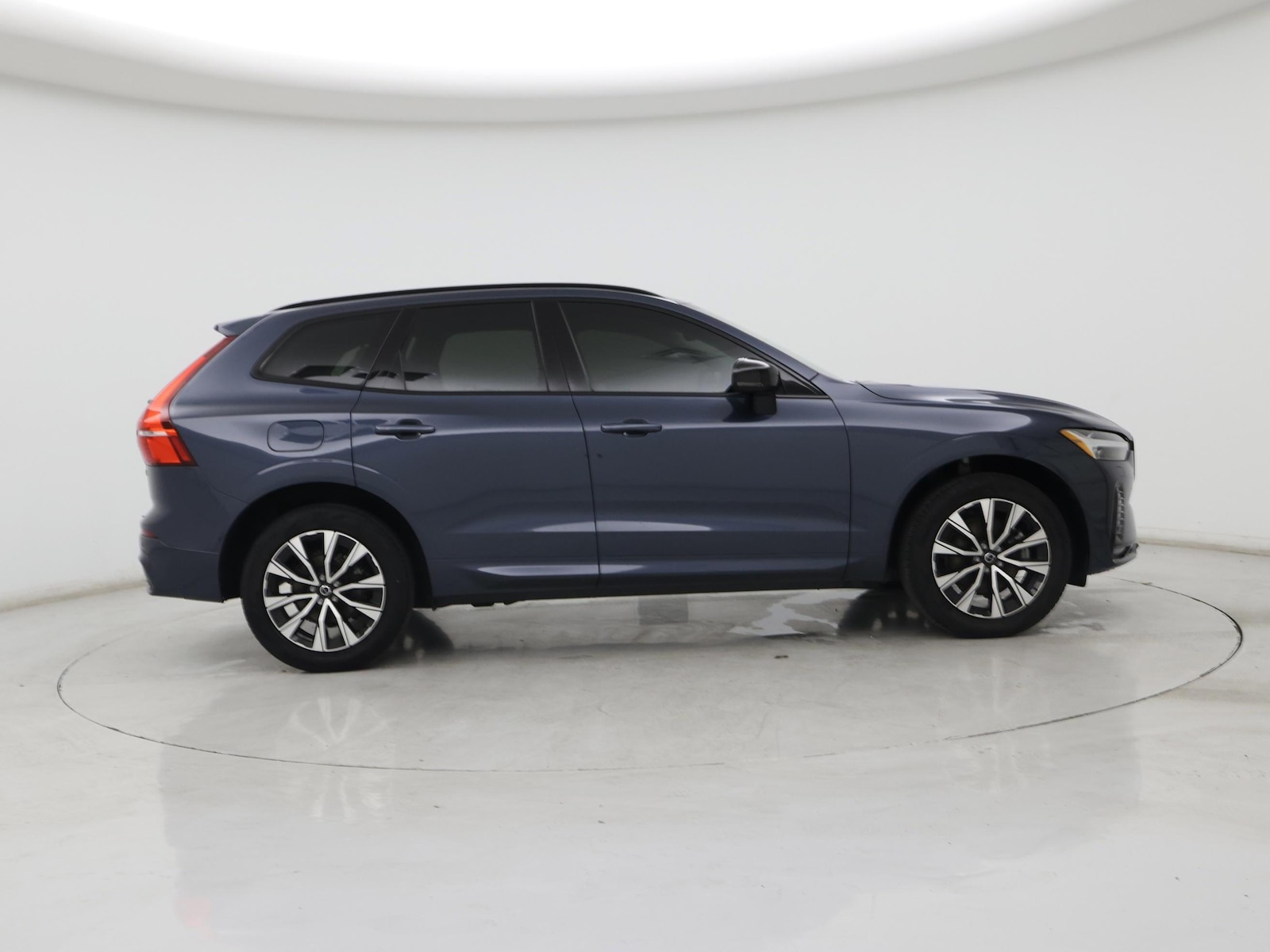 2024 Volvo XC60 Core - Photo 8