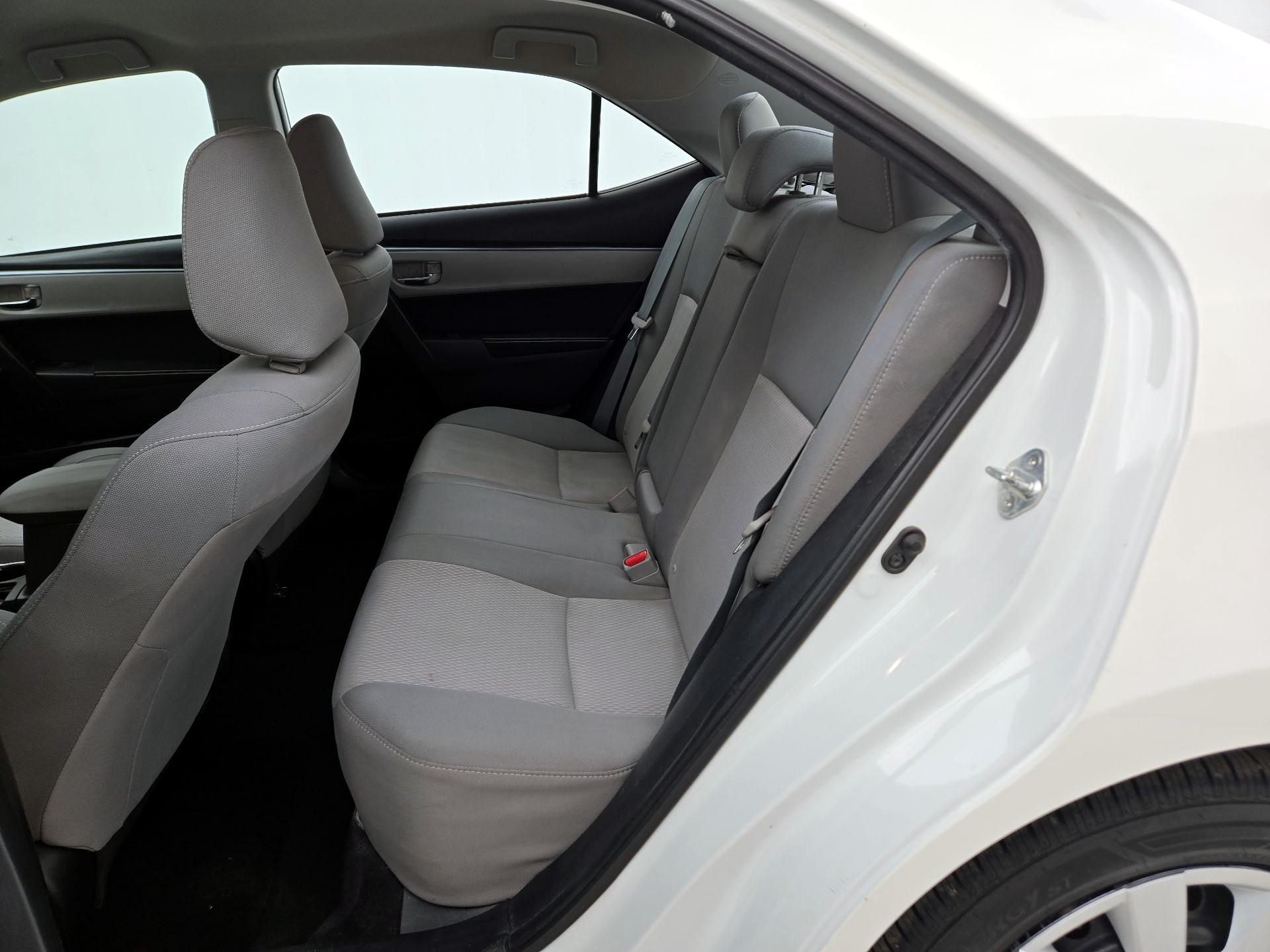 Thumbnail: 2015 Toyota Corolla - 19