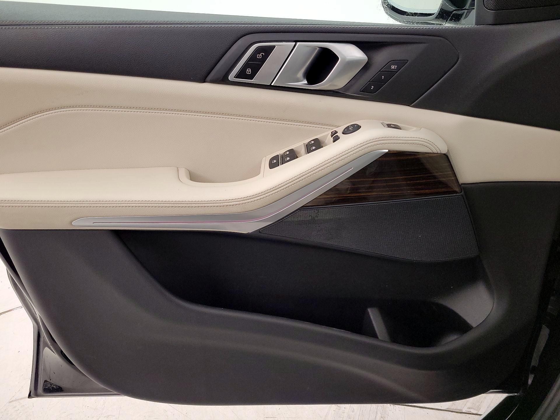 Thumbnail: 2020 BMW X5 - 12