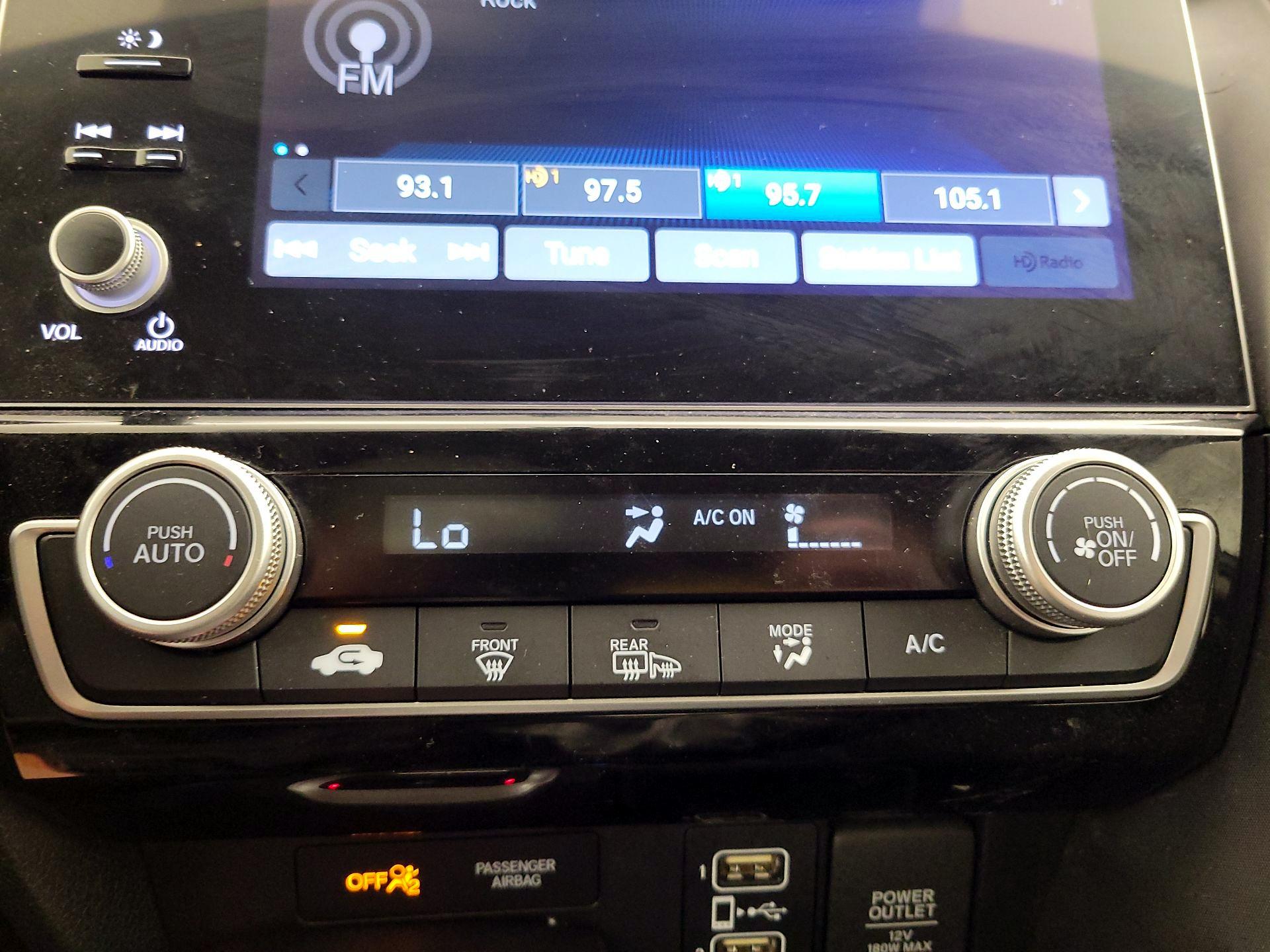 Thumbnail: 2021 Honda Insight - 16