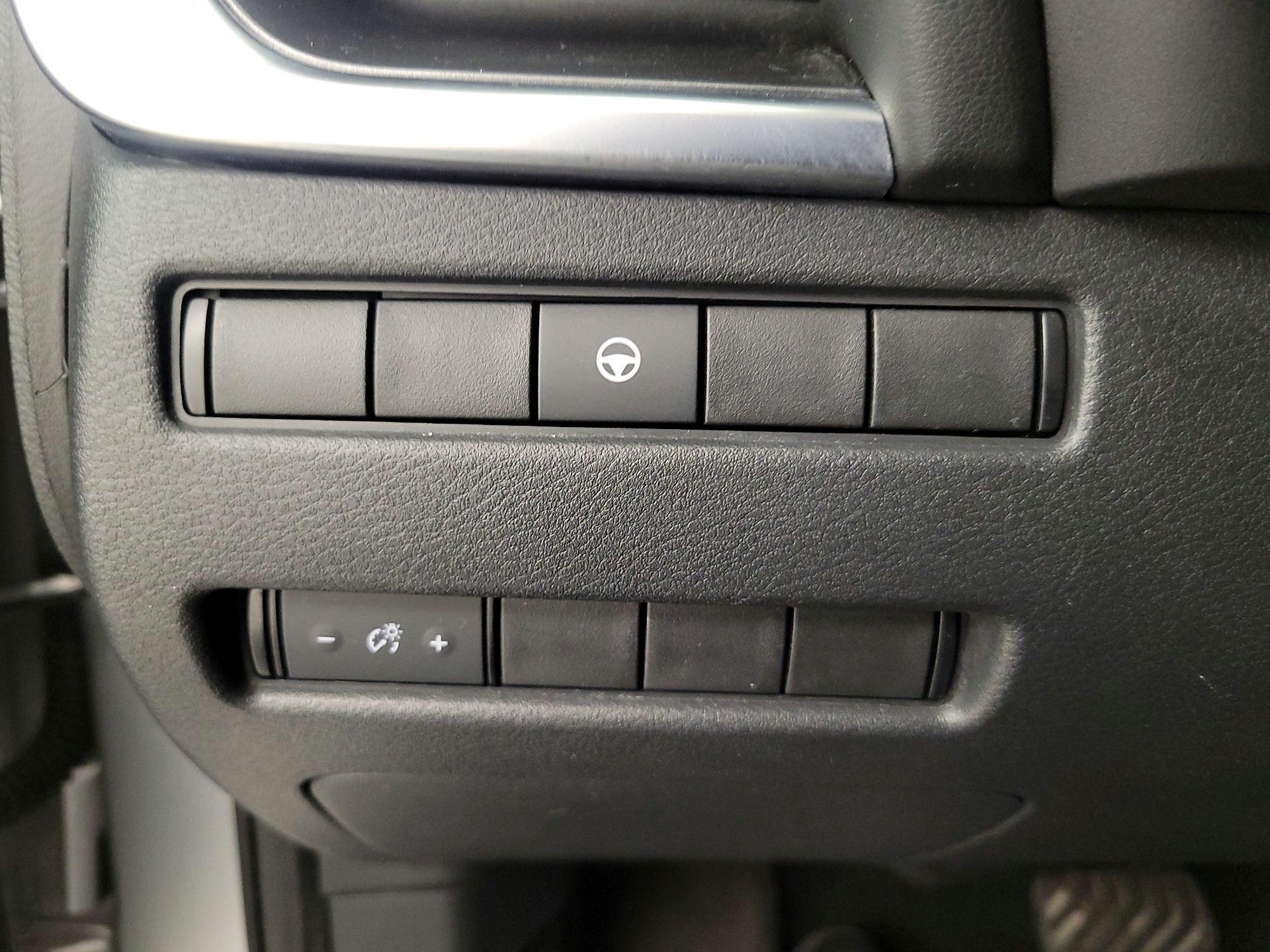 Thumbnail: 2021 Nissan Rogue - 13