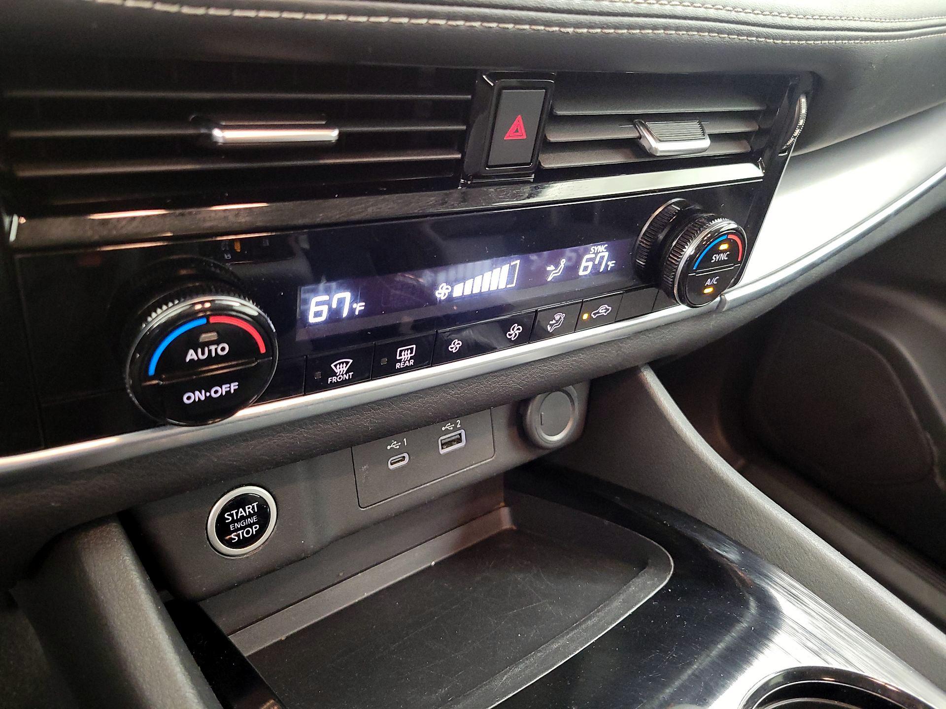 Thumbnail: 2021 Nissan Rogue - 16