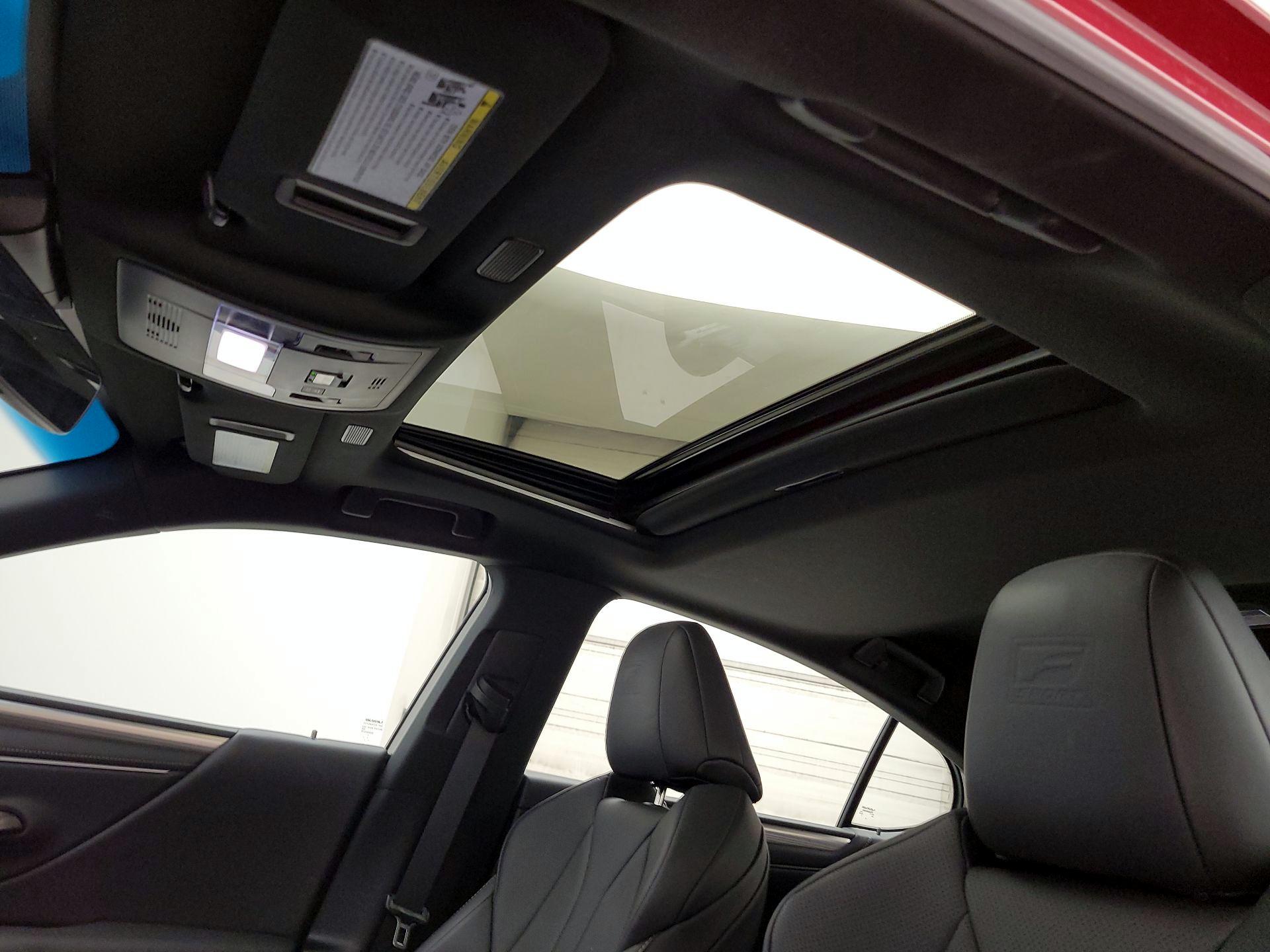 Thumbnail: 2025 Lexus ES - 18