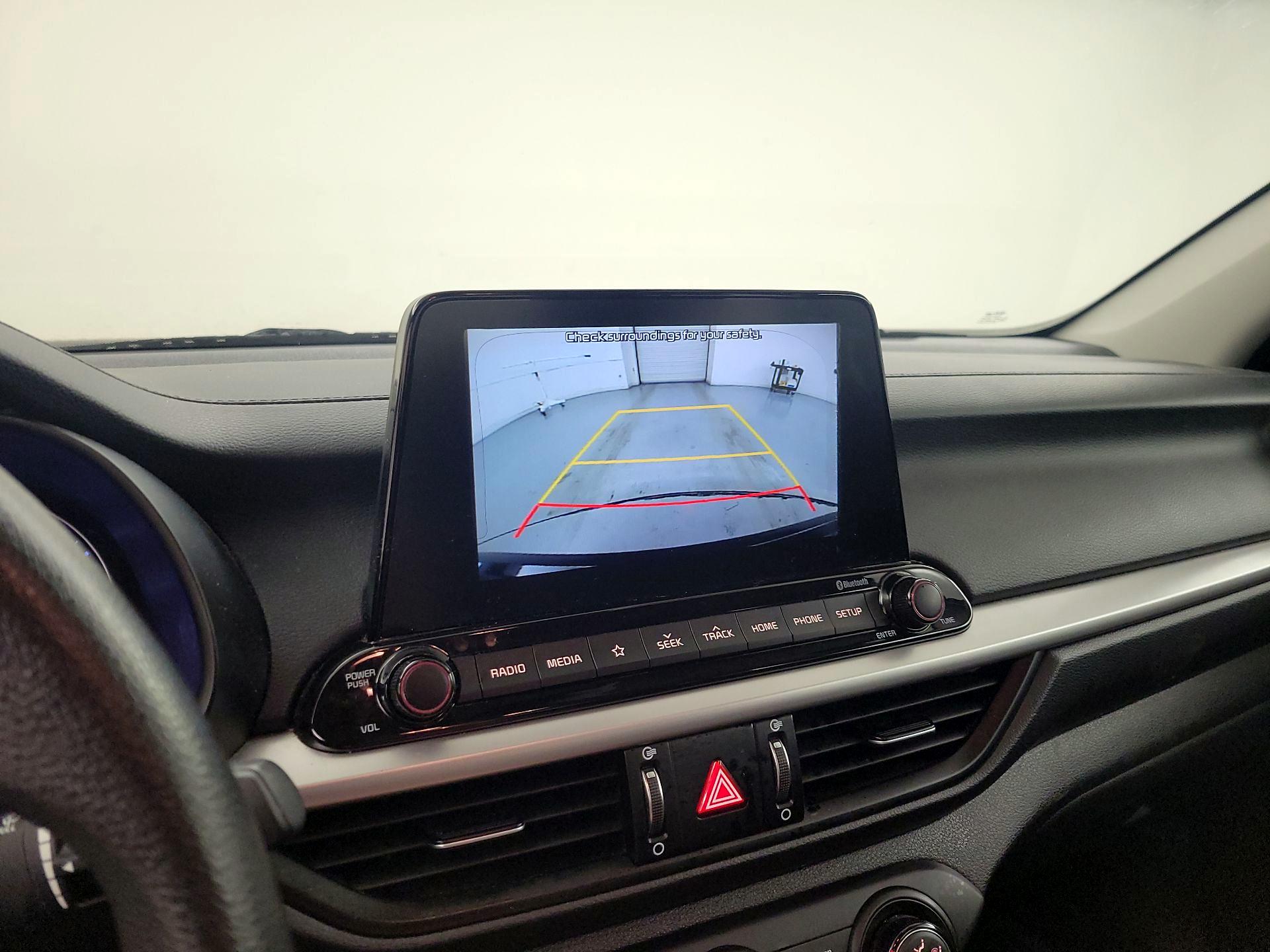 Thumbnail: 2020 Kia Forte - 14