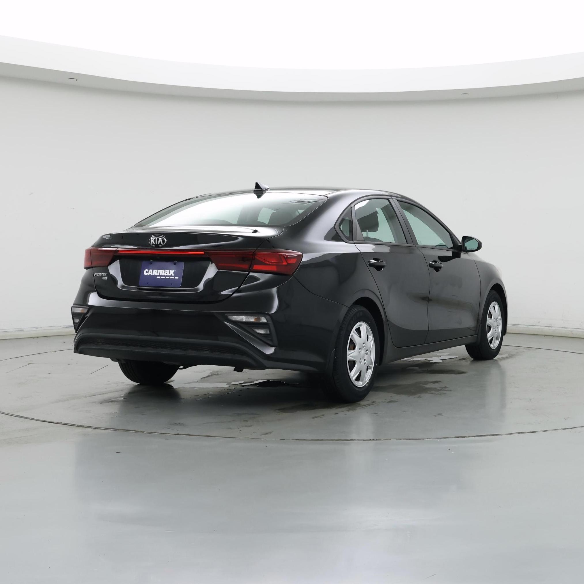 Thumbnail: 2020 Kia Forte - 8