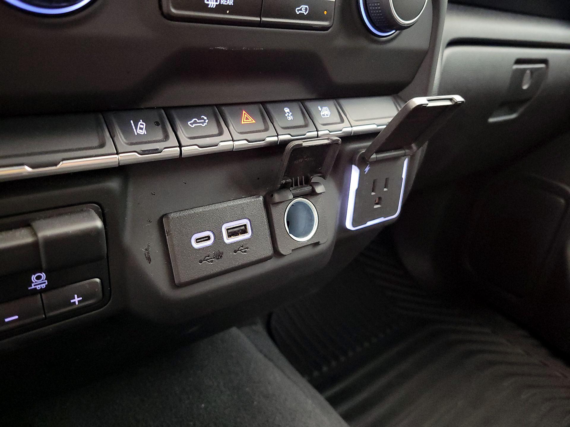 Thumbnail: 2025 Chevrolet Silverado 2500 - 18