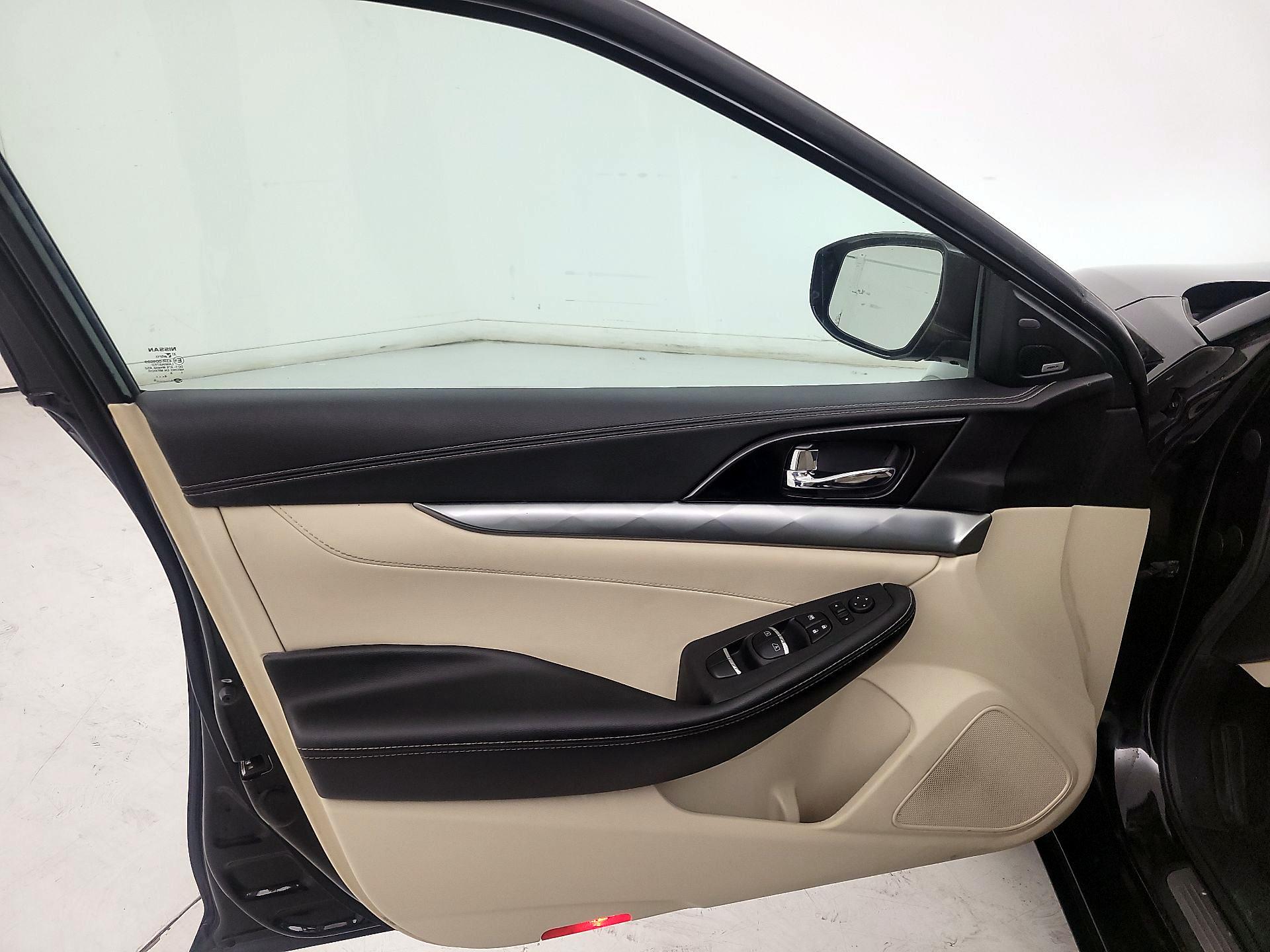 Thumbnail: 2019 Nissan Maxima - 12
