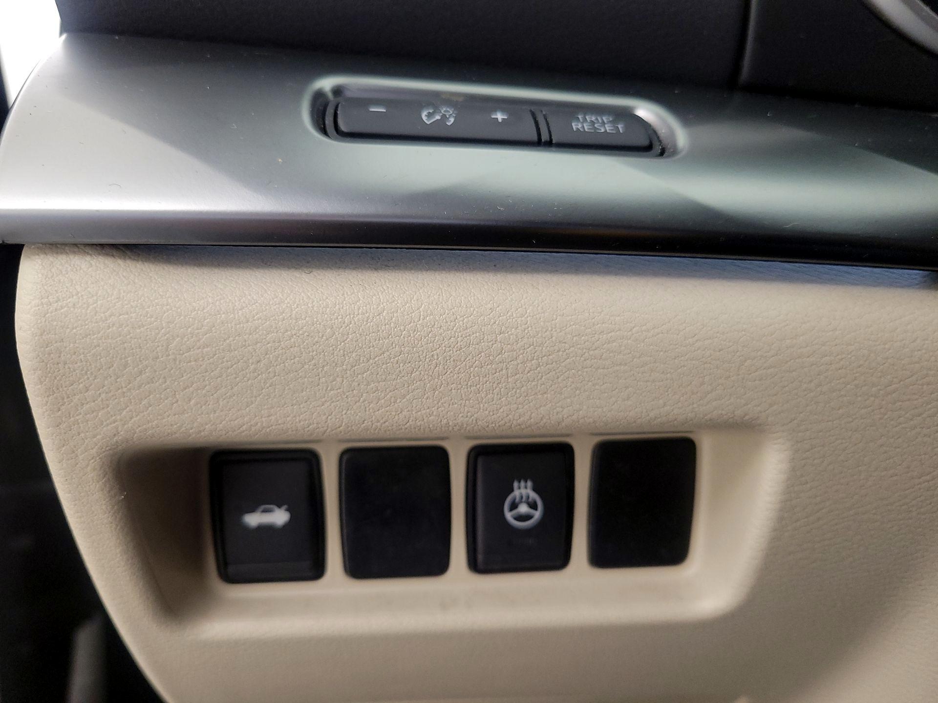 Thumbnail: 2019 Nissan Maxima - 13