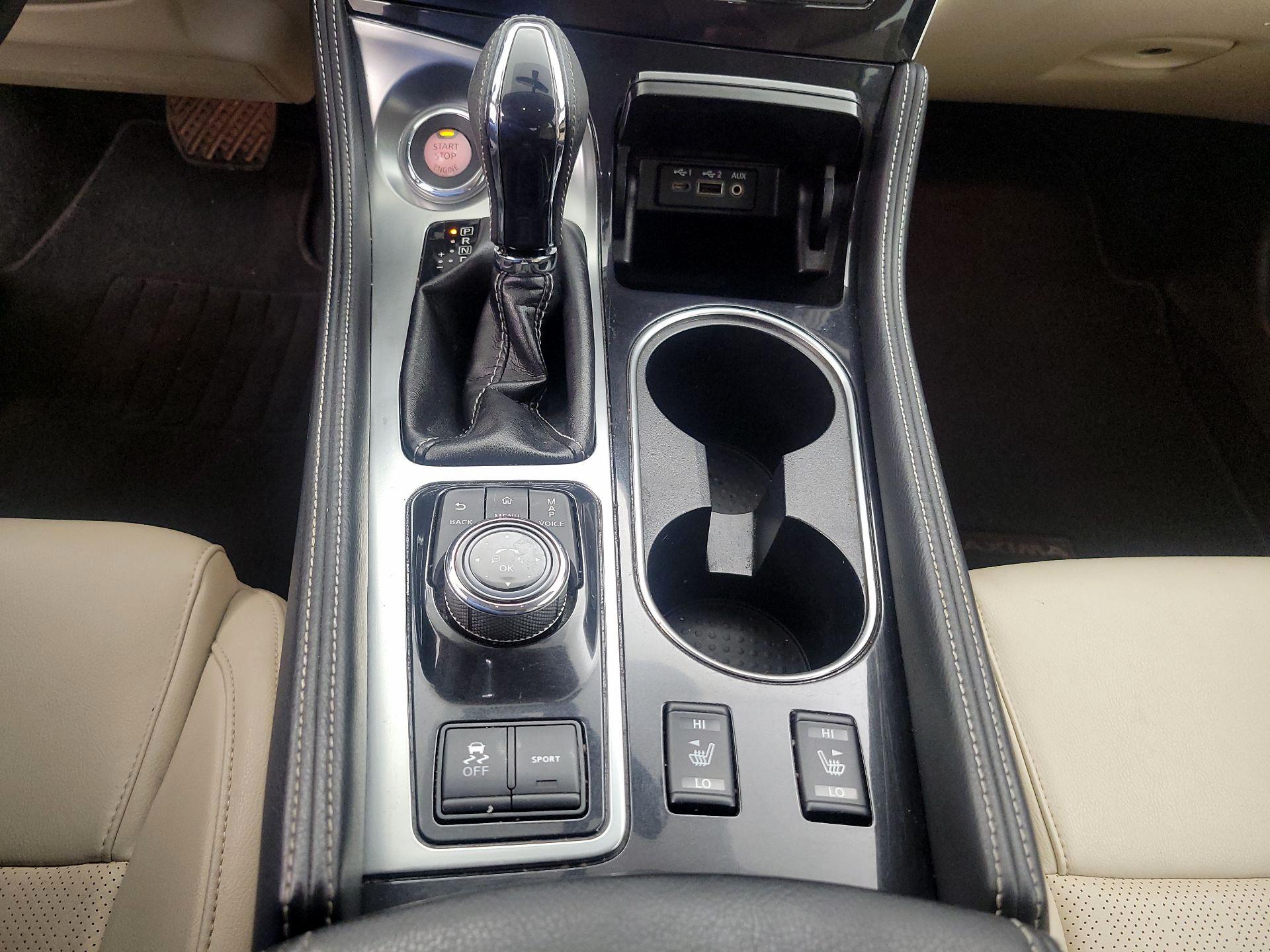 Thumbnail: 2019 Nissan Maxima - 18