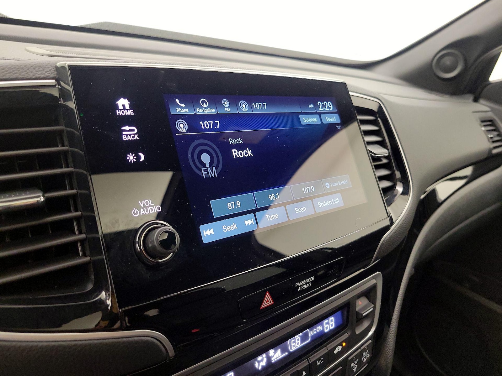 2023 Honda Passport Elite - Photo 16