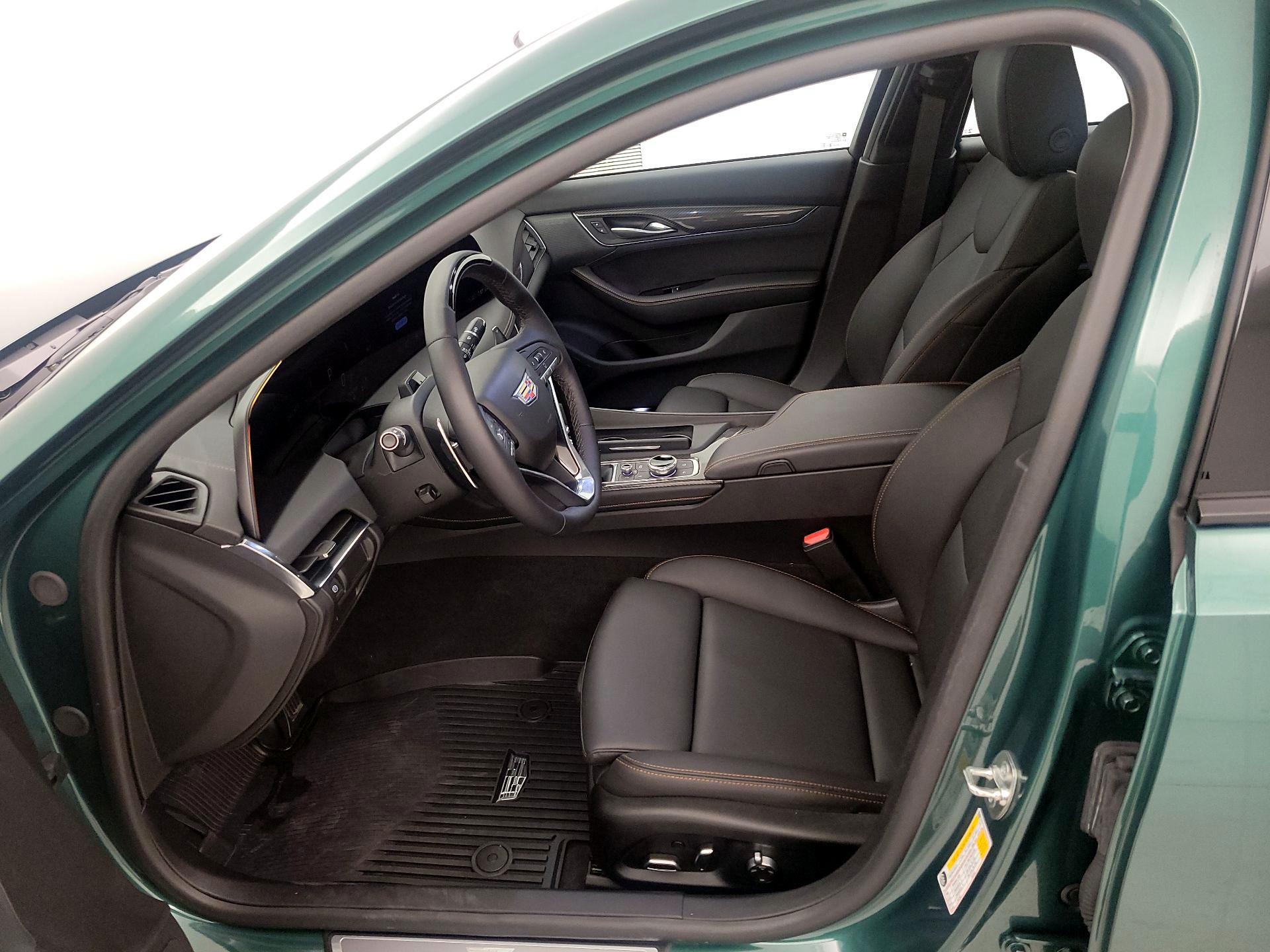 Thumbnail: 2025 Cadillac CT5 - 11