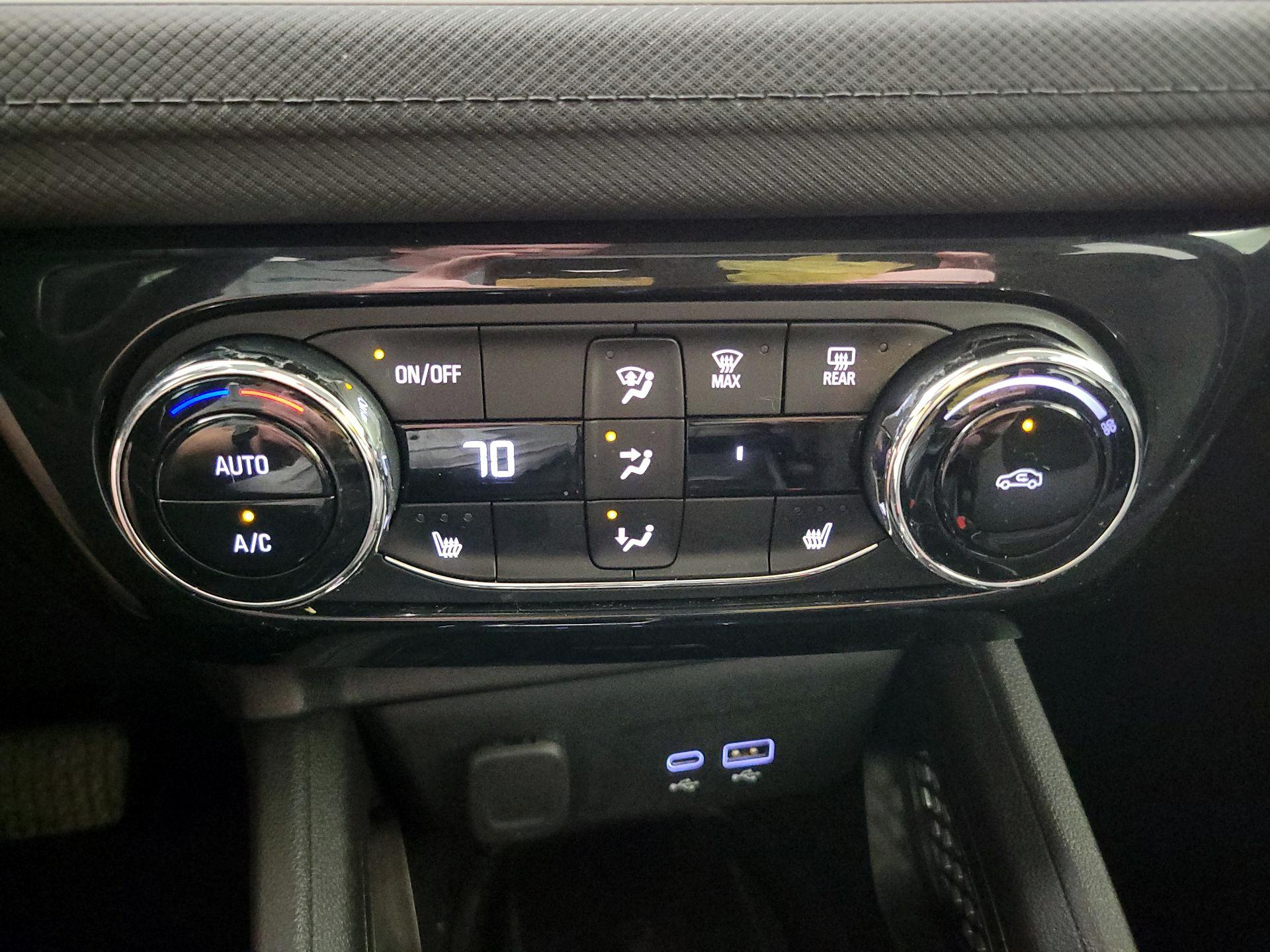 Thumbnail: 2024 Chevrolet TrailBlazer - 16