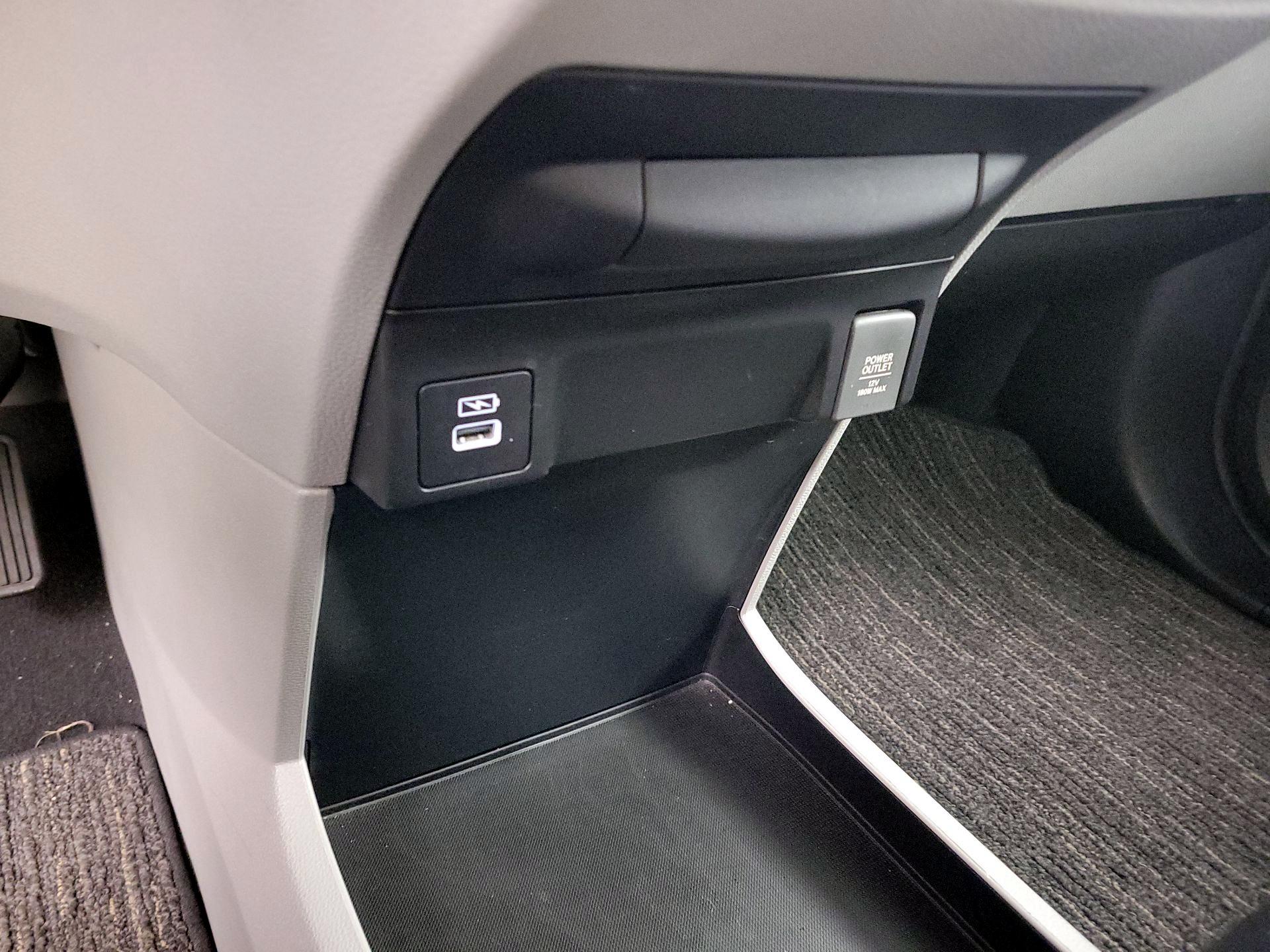 Thumbnail: 2021 Honda Odyssey - 18