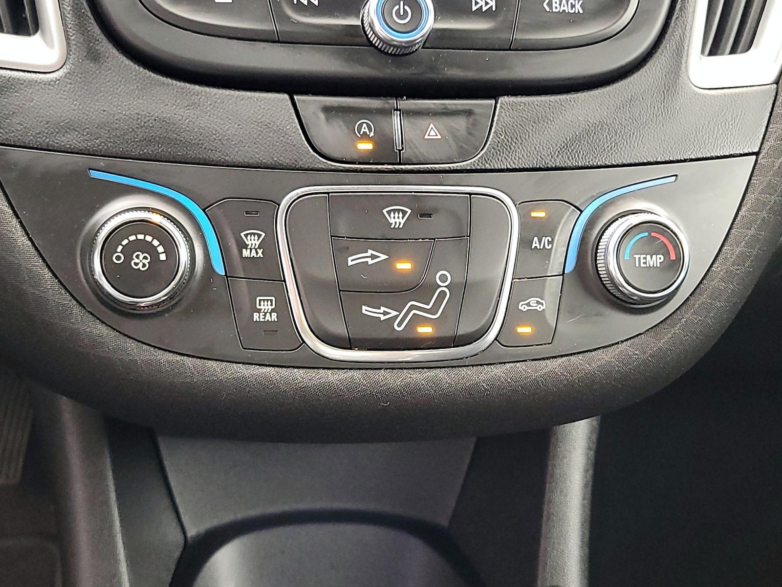 2023 Chevrolet Malibu 1LS - Photo 17