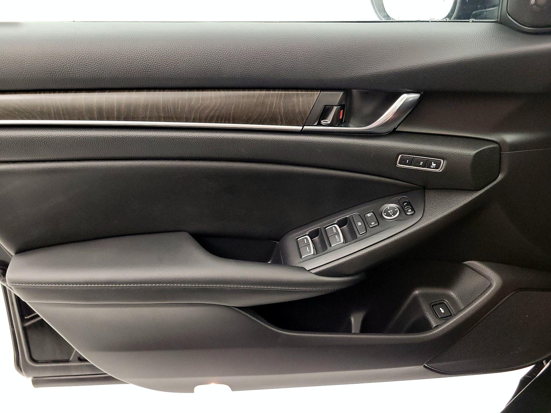 Thumbnail: 2021 Honda Accord - 12