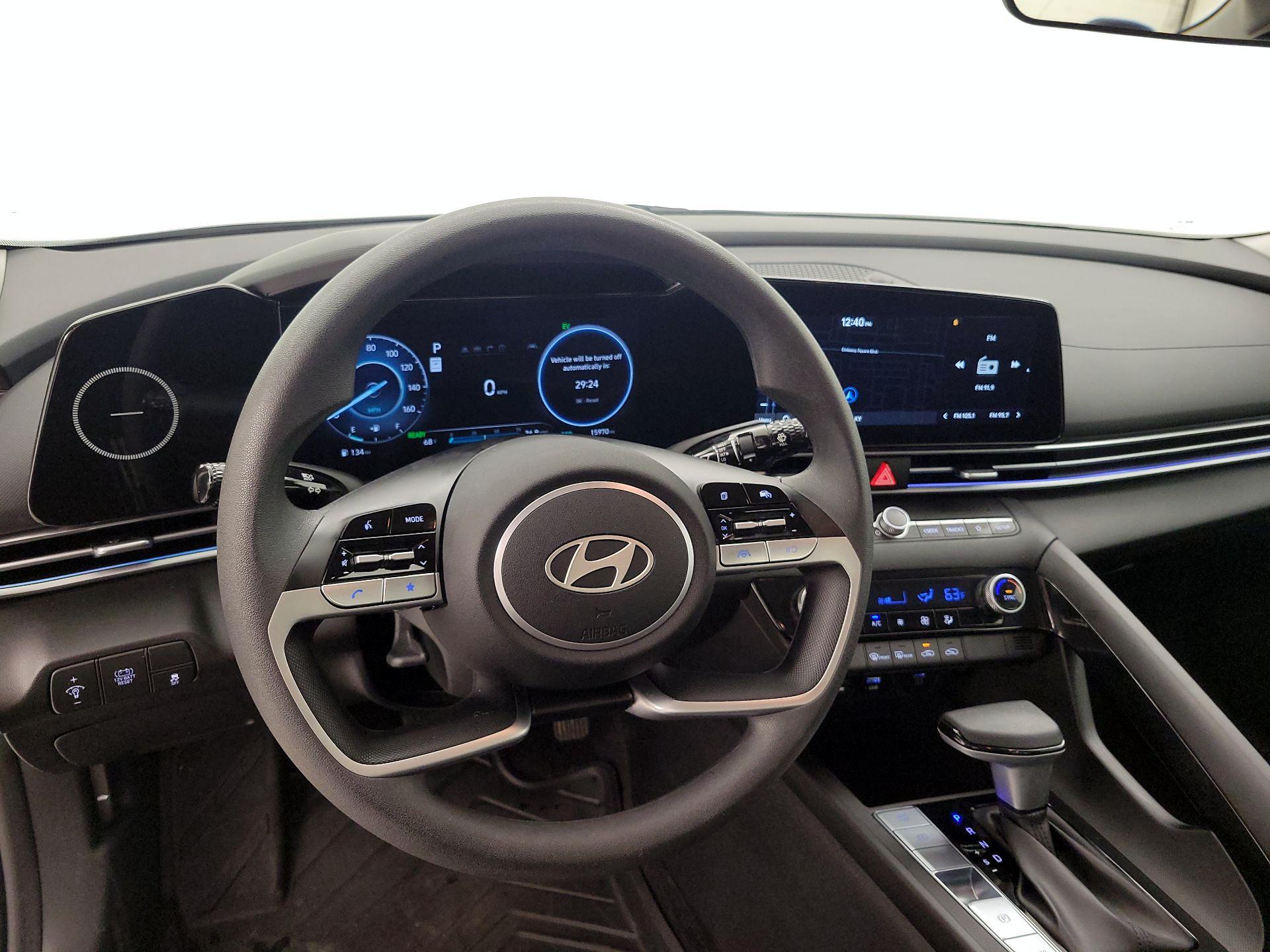 Thumbnail: 2024 Hyundai Elantra - 10
