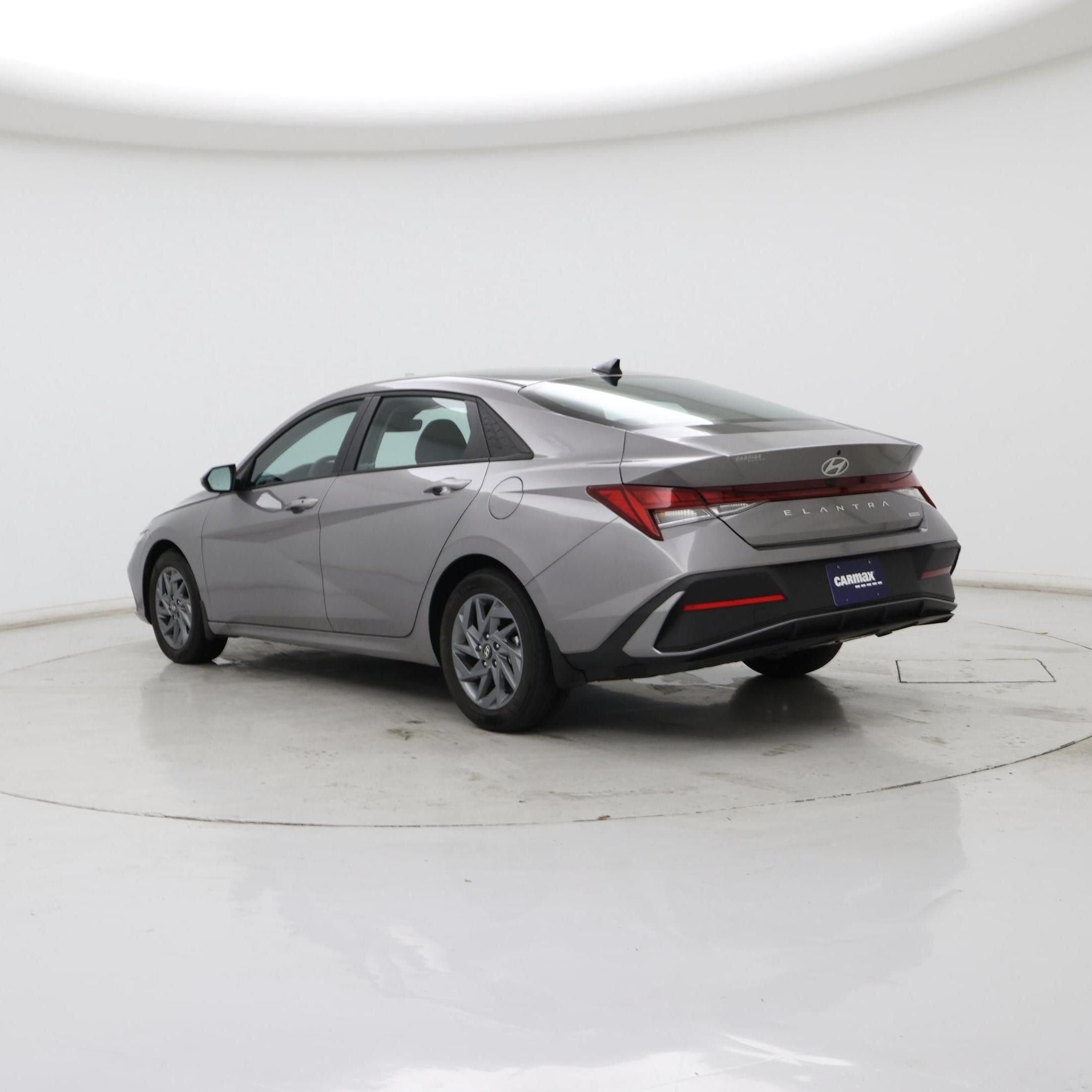 Thumbnail: 2024 Hyundai Elantra - 2