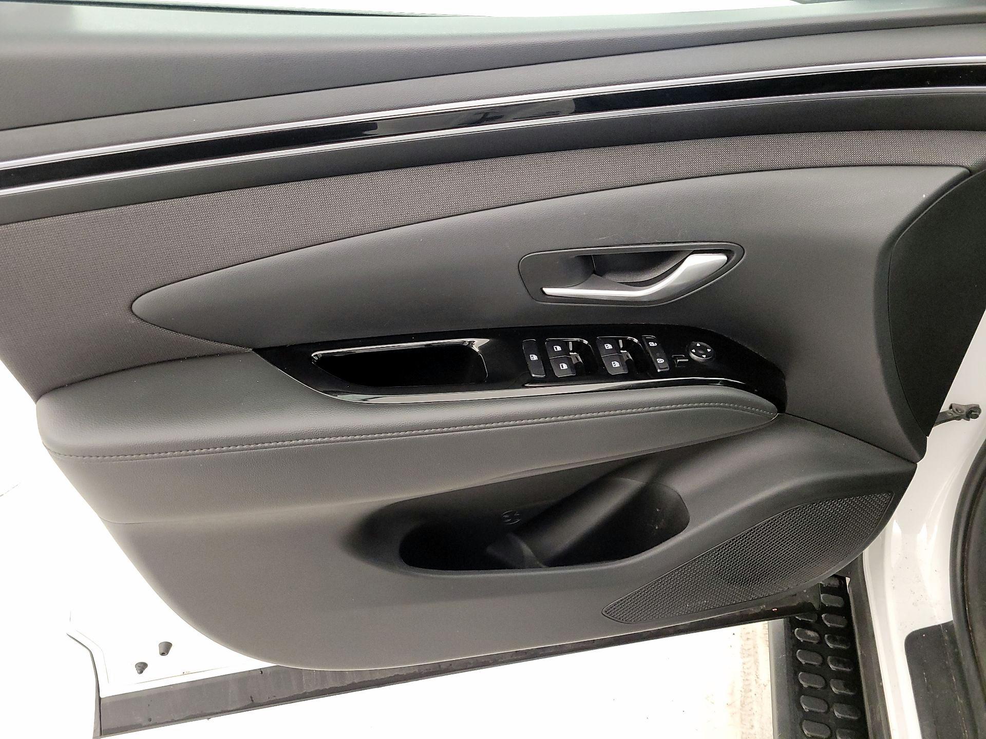 Thumbnail: 2024 Hyundai Tucson - 12