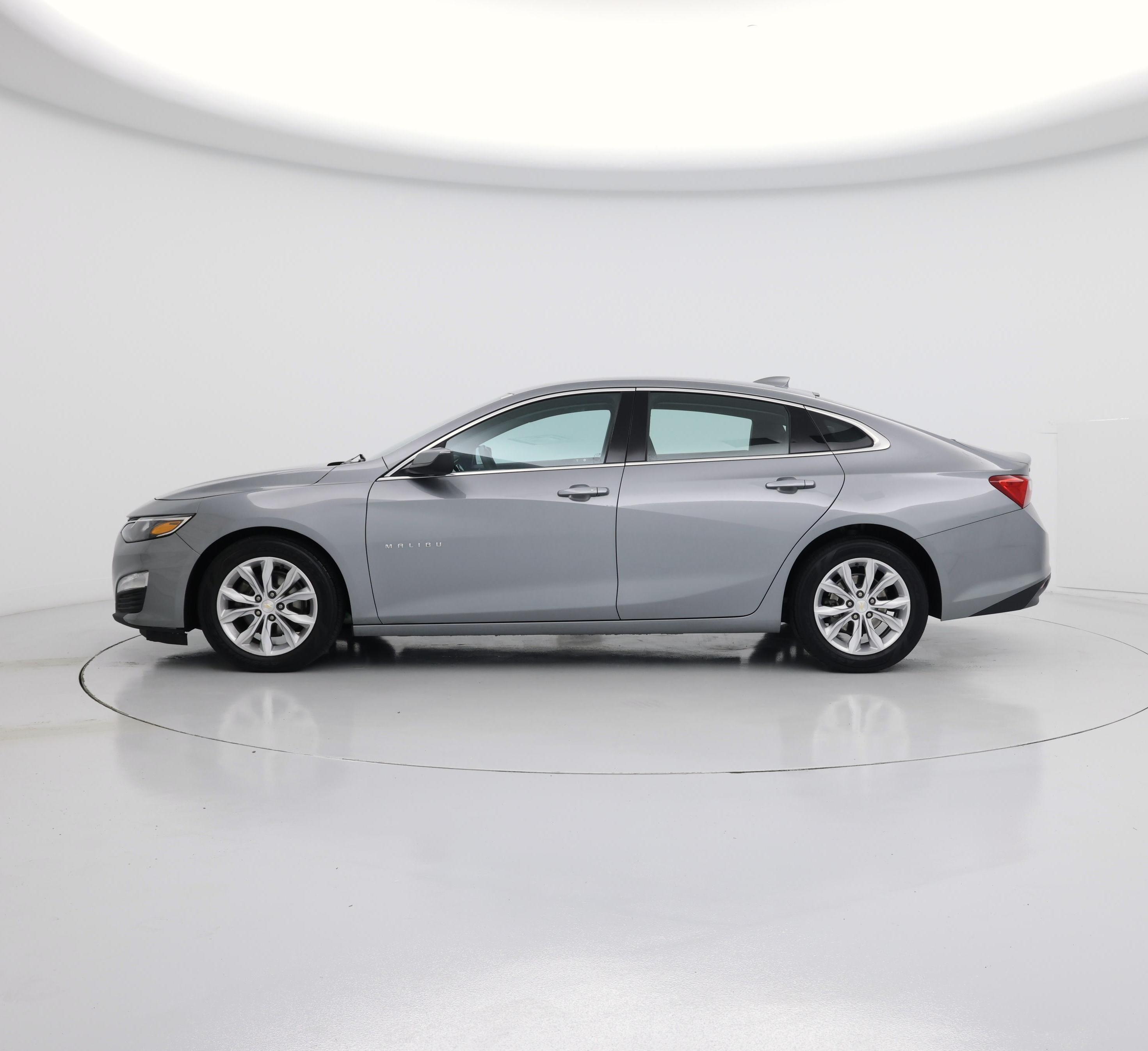 Thumbnail: 2023 Chevrolet Malibu - 3