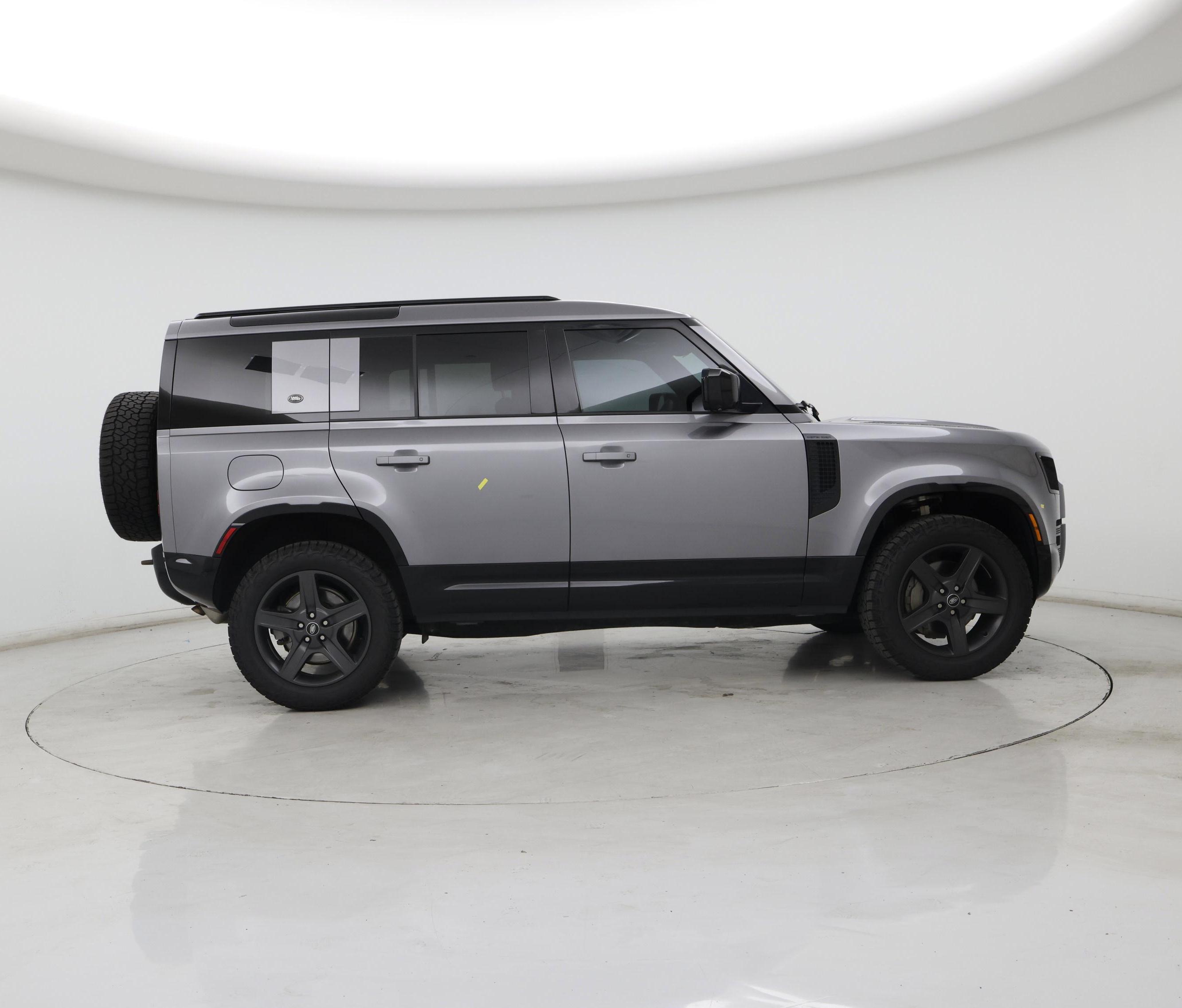Thumbnail: 2022 Land Rover Defender - 7