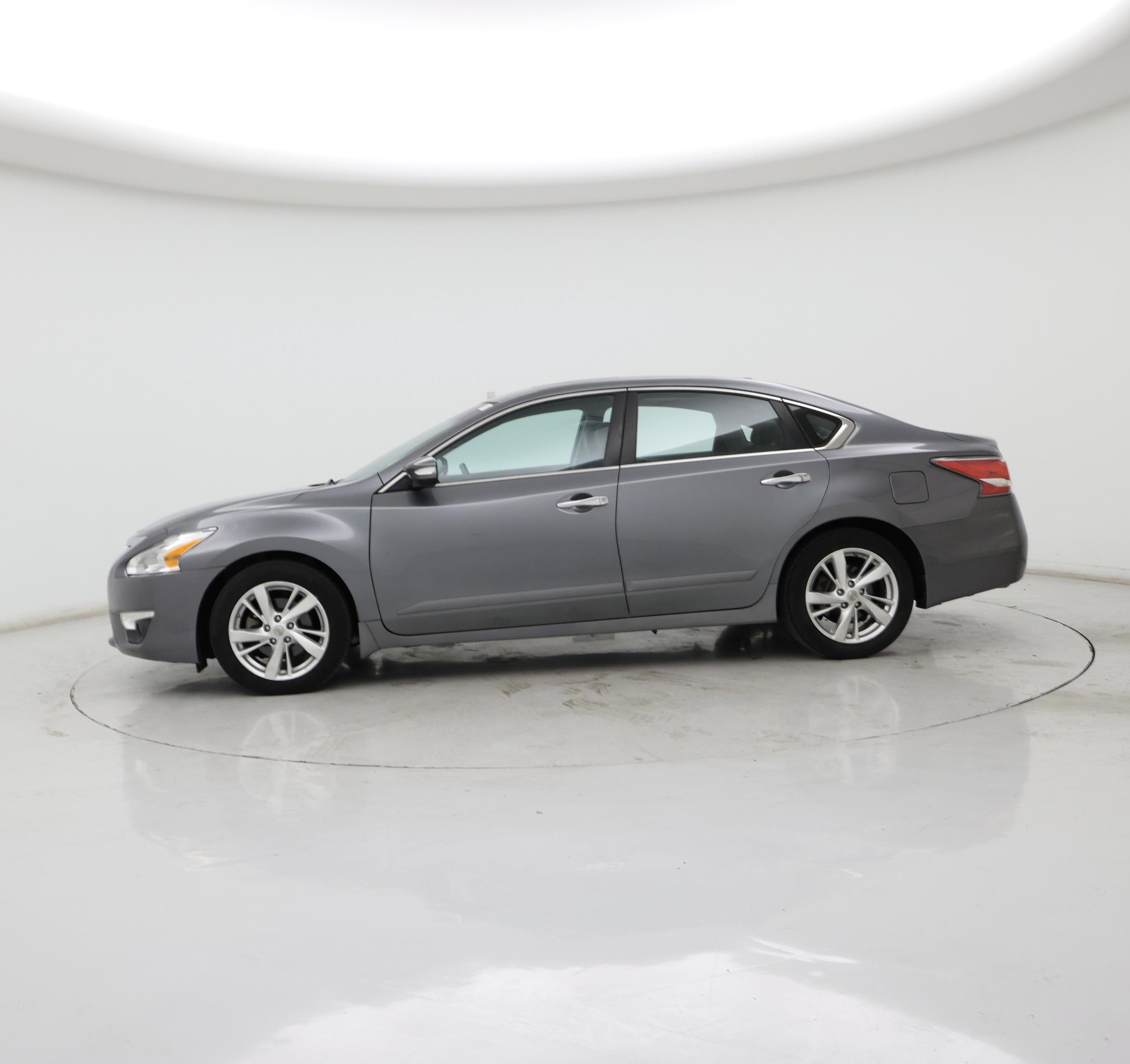 Thumbnail: 2015 Nissan Altima - 3