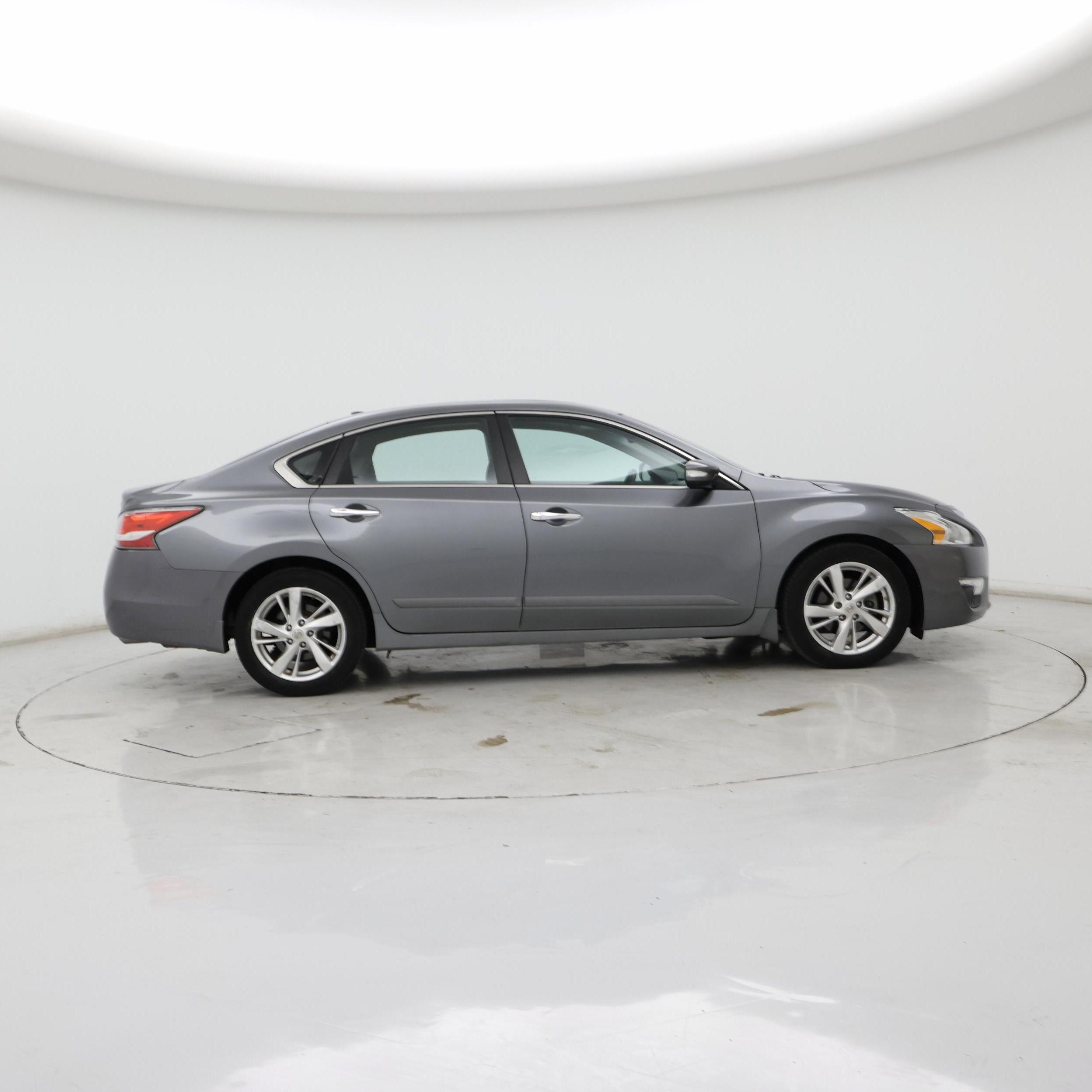 Thumbnail: 2015 Nissan Altima - 7