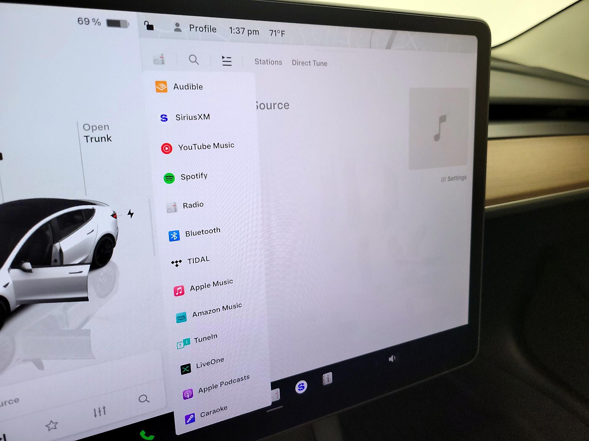 Thumbnail: 2023 Tesla Model 3 - 15