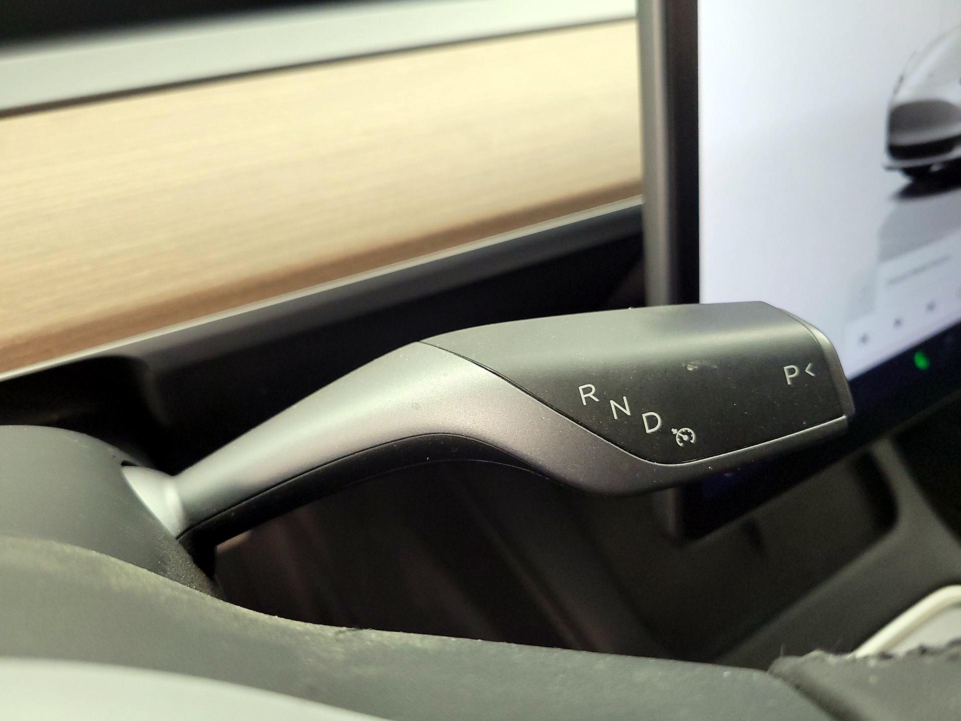 Thumbnail: 2023 Tesla Model 3 - 17