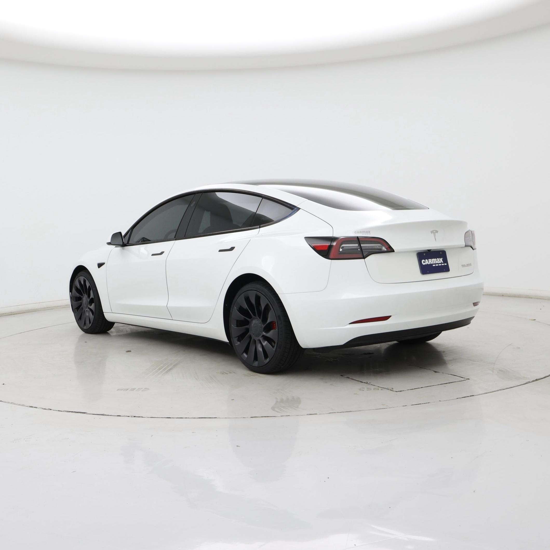 Thumbnail: 2023 Tesla Model 3 - 2